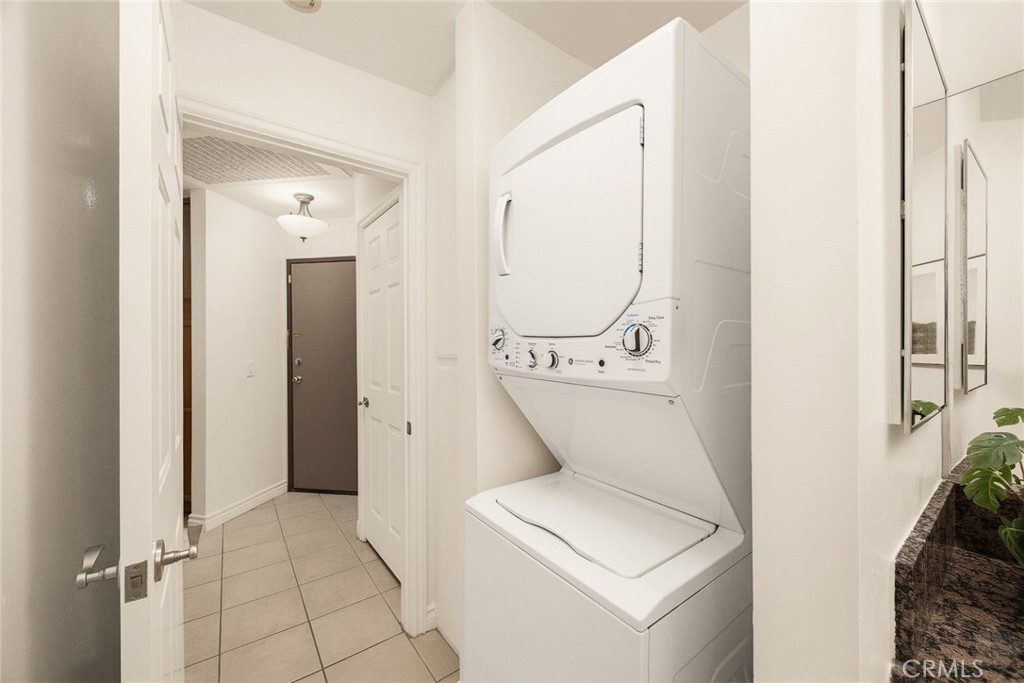501 E Del Mar Boulevard 109