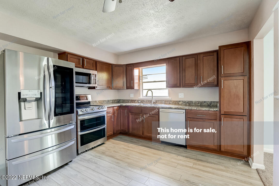 3516 RED OAK Circle E, ORANGE PARK FL, 32073