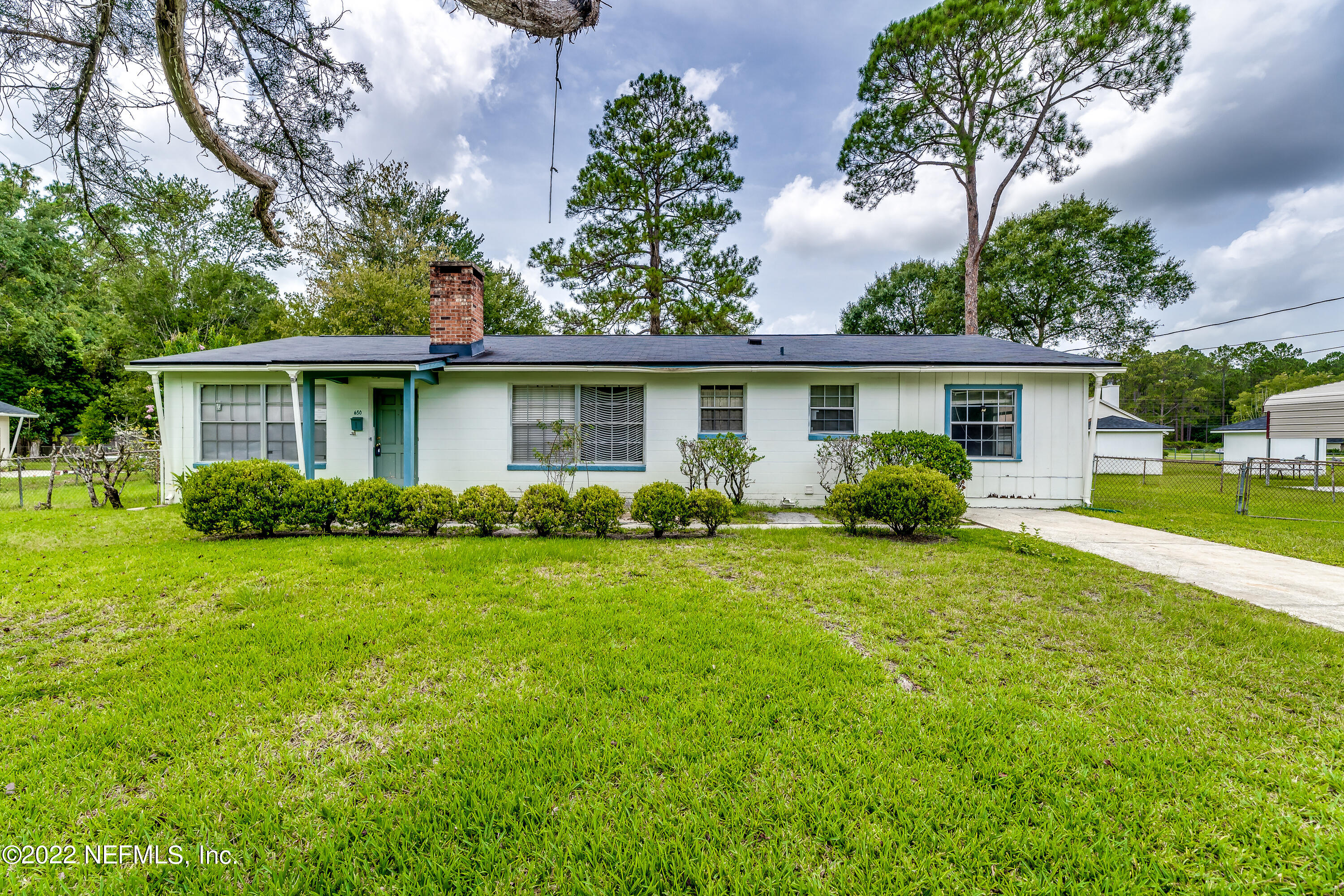 650 CEDAR Avenue