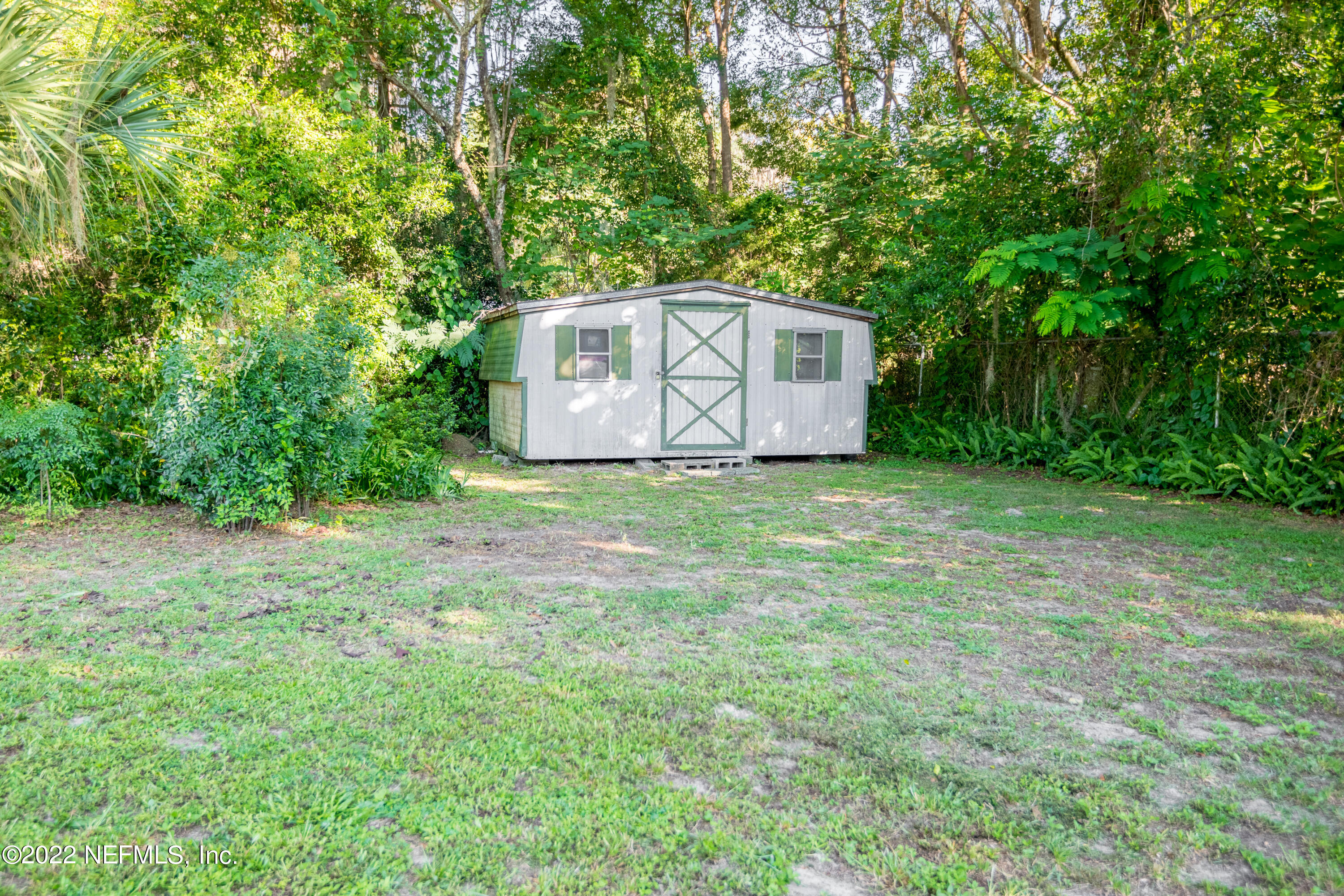 870 S LAWRENCE Boulevard