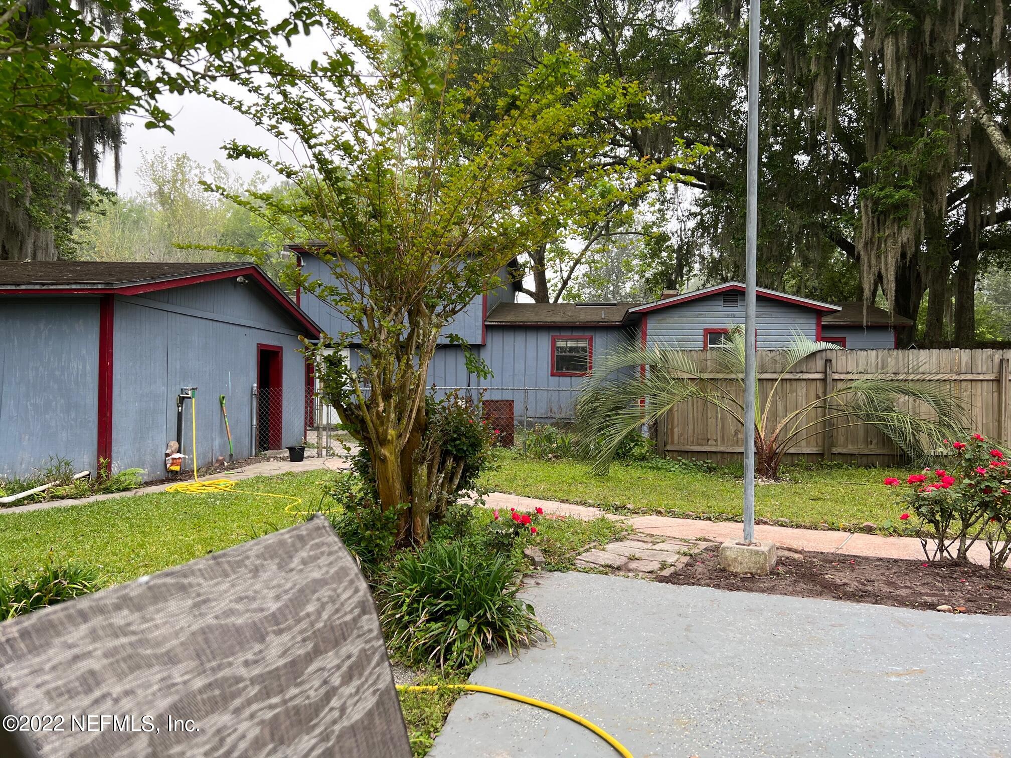 6427 BOB-O-LINK Road