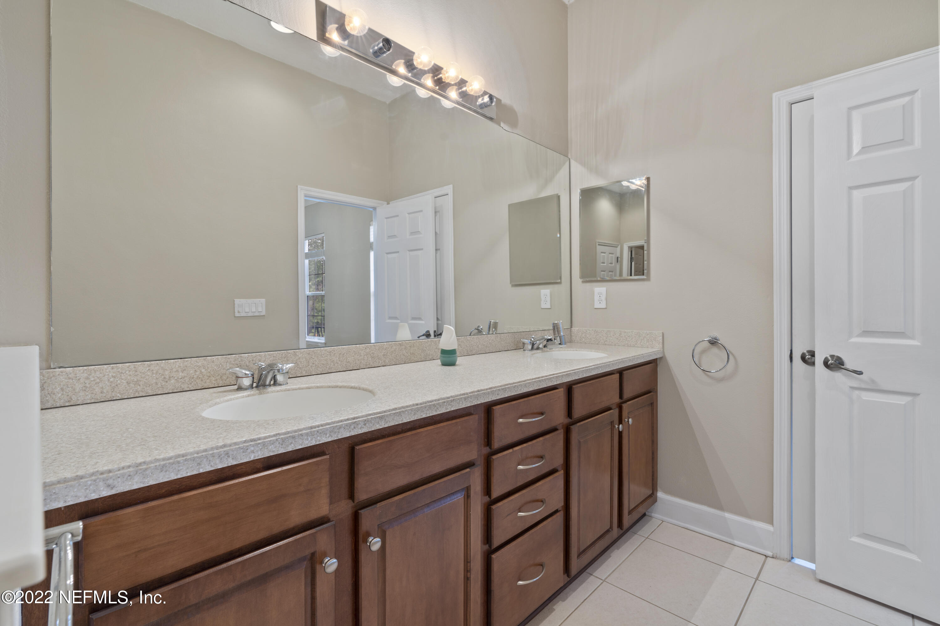 6111 CLEARSKY DR