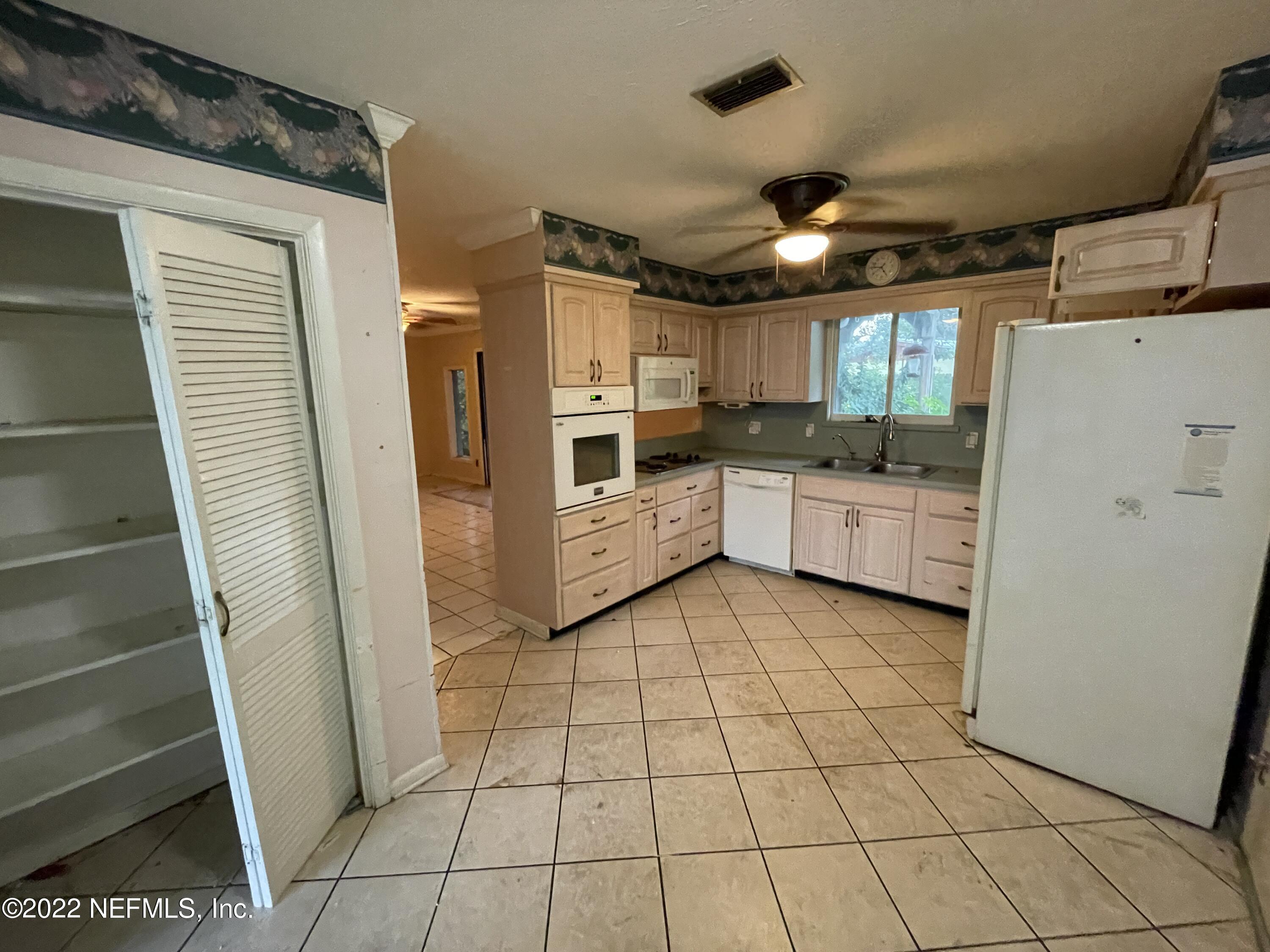 706 TRINIDAD Road, JACKSONVILLE FL, 32216
