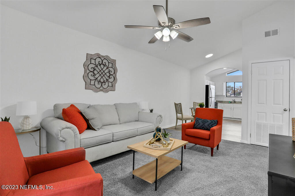 10762 KUSAIE Drive
