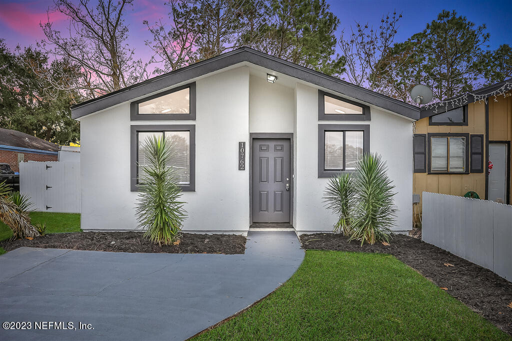 10762 KUSAIE Drive