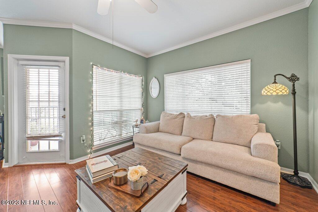 7800 POINT MEADOWS DR Unit: 1228