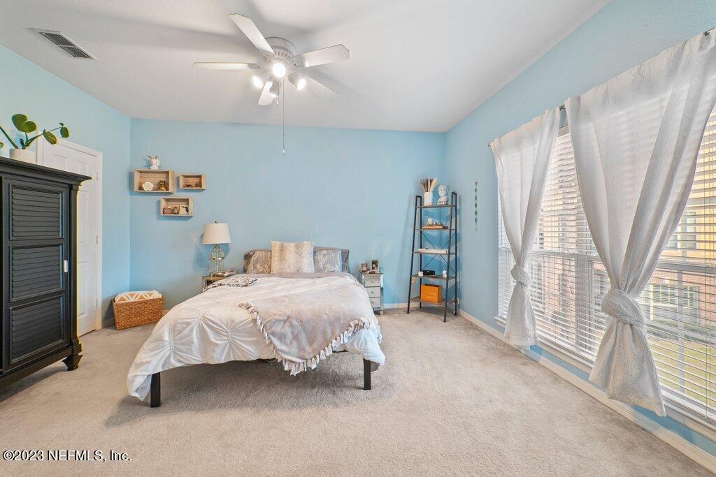 7800 POINT MEADOWS DR Unit: 1228