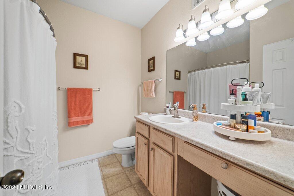 7800 POINT MEADOWS DR Unit: 1228