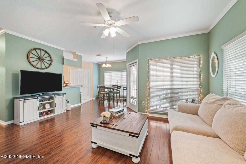 7800 POINT MEADOWS DR Unit: 1228