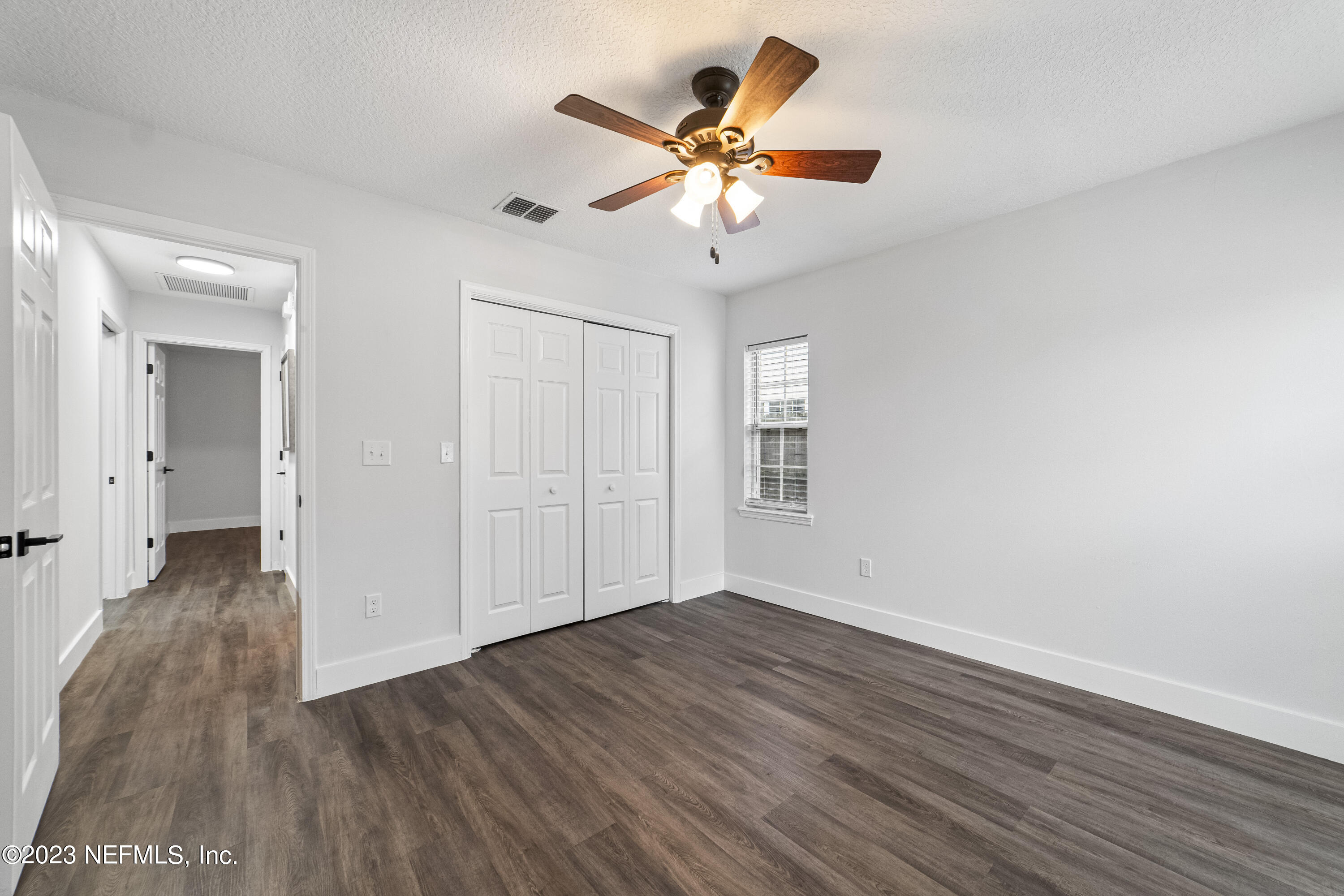 8829 NATURE VIEW LN W