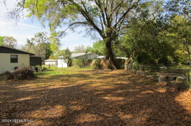 352 WILDWOOD Lane