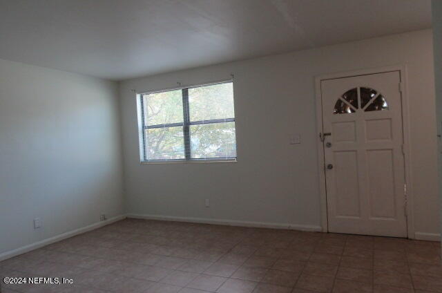 352 WILDWOOD Lane