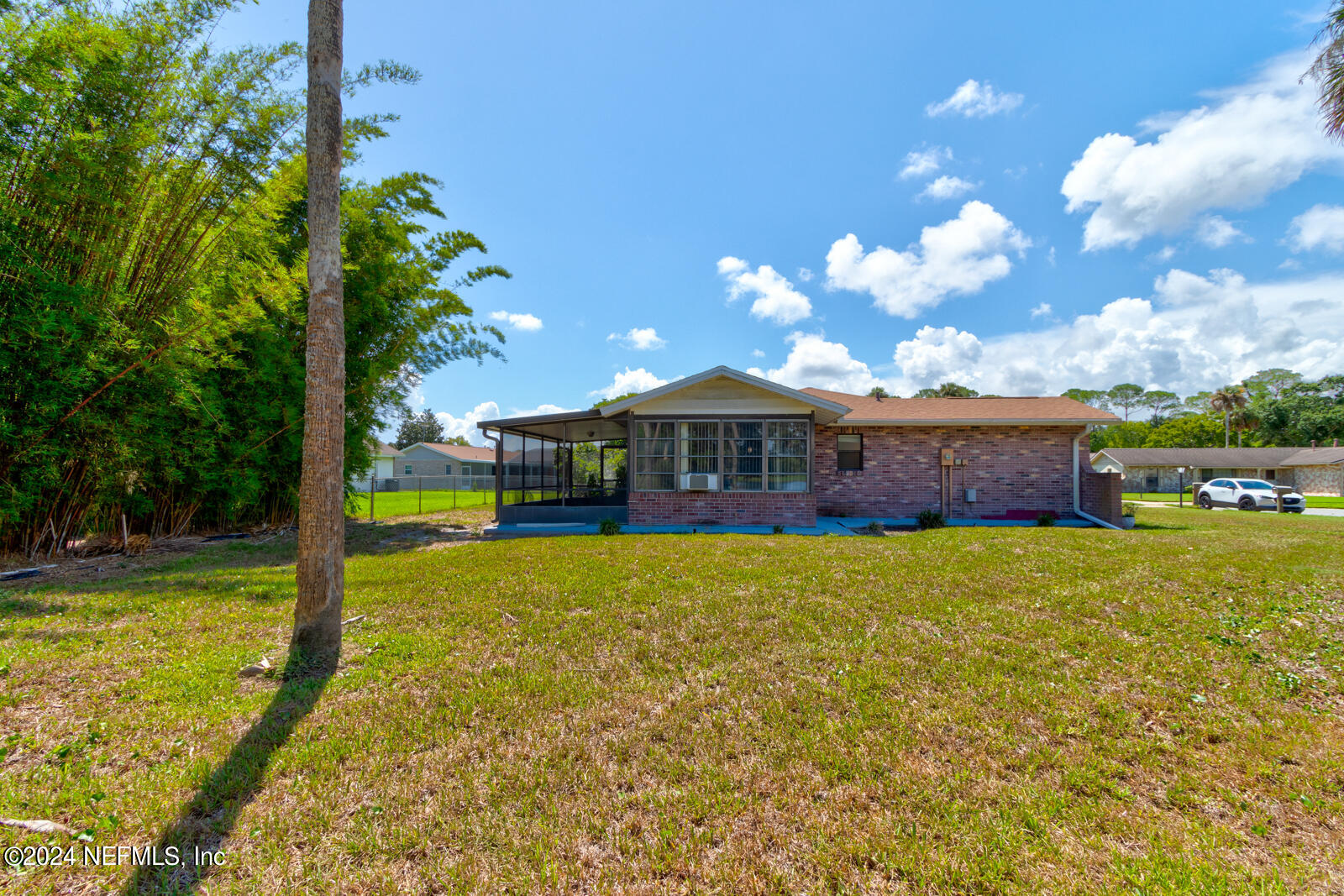 112 KINGS POINT Court