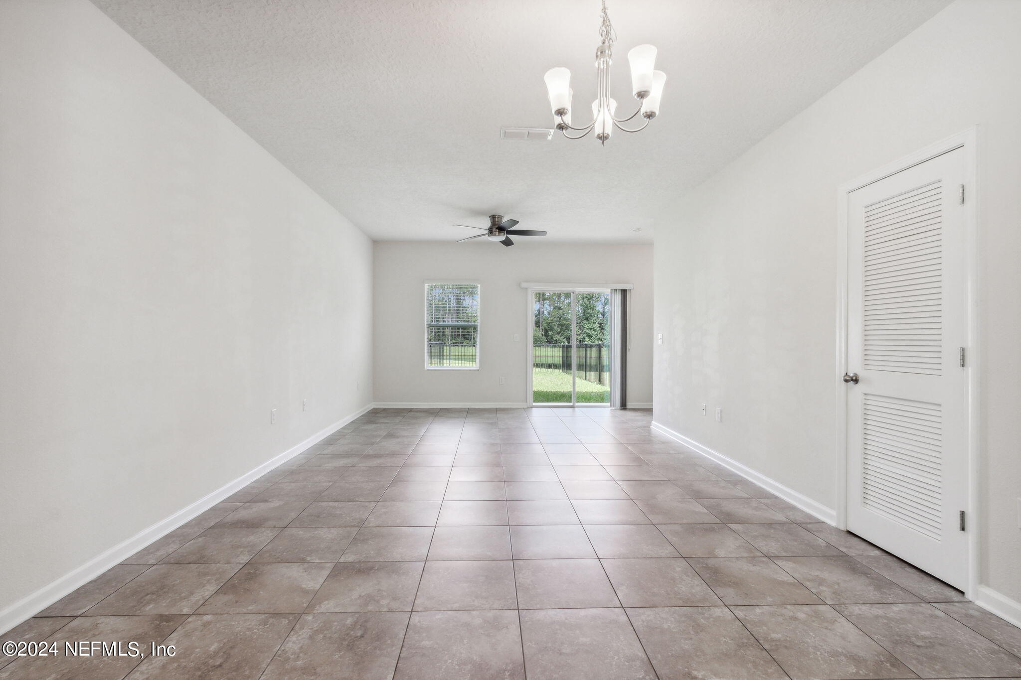 461 SERVIA Drive