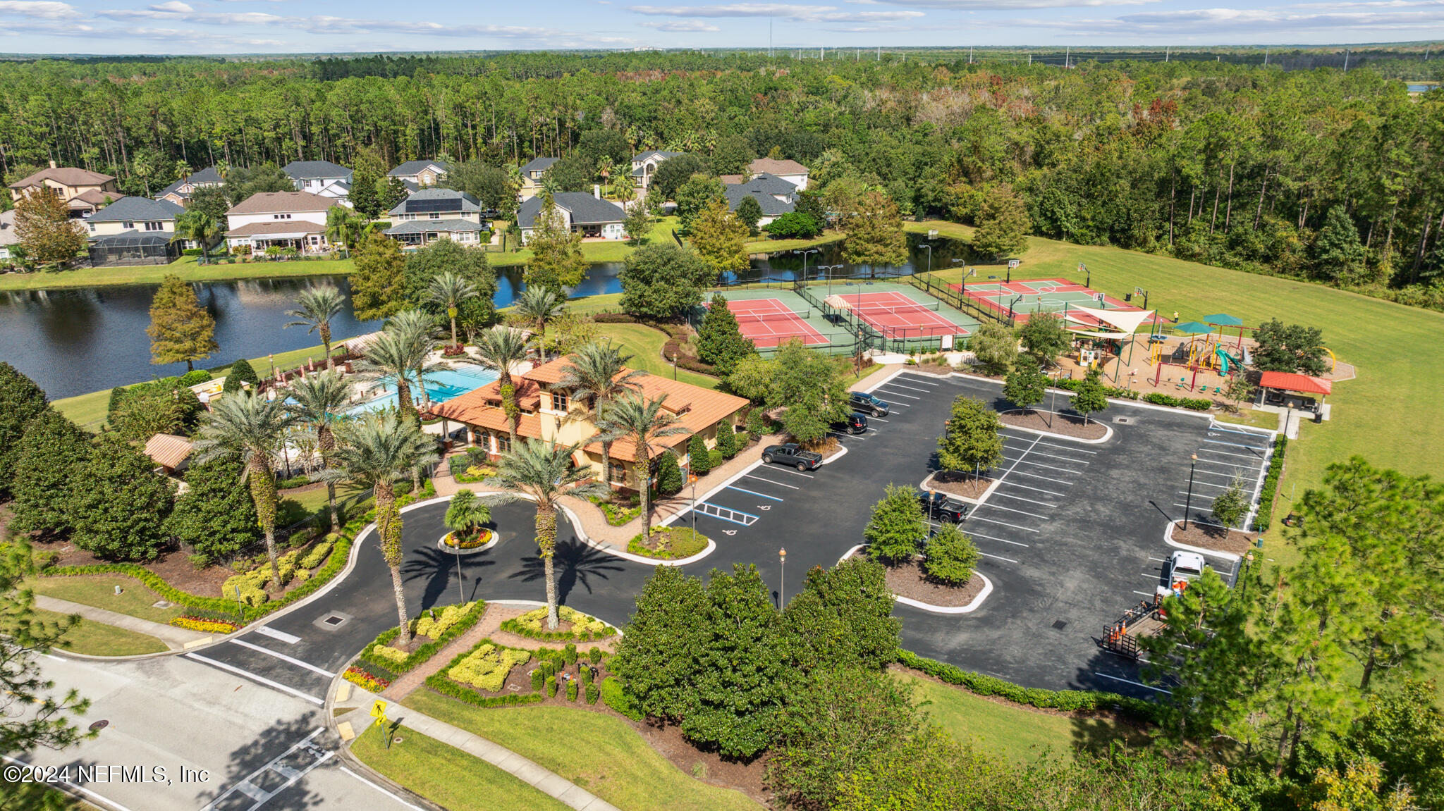 461 SERVIA Drive