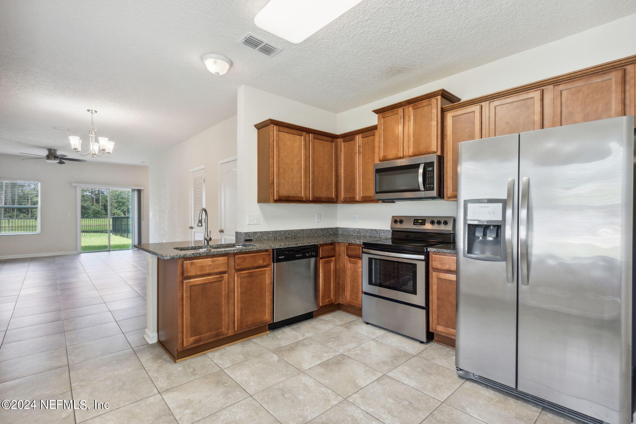 461 SERVIA Drive