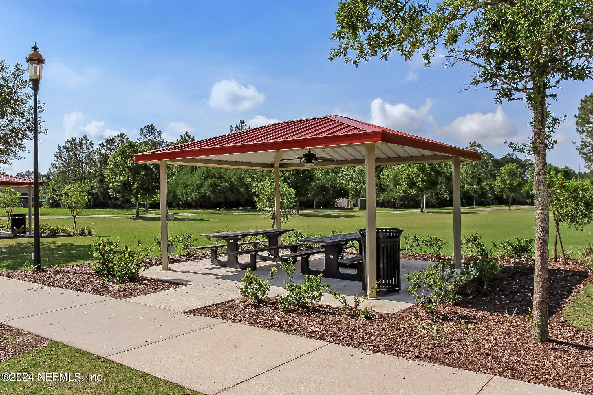 461 SERVIA Drive