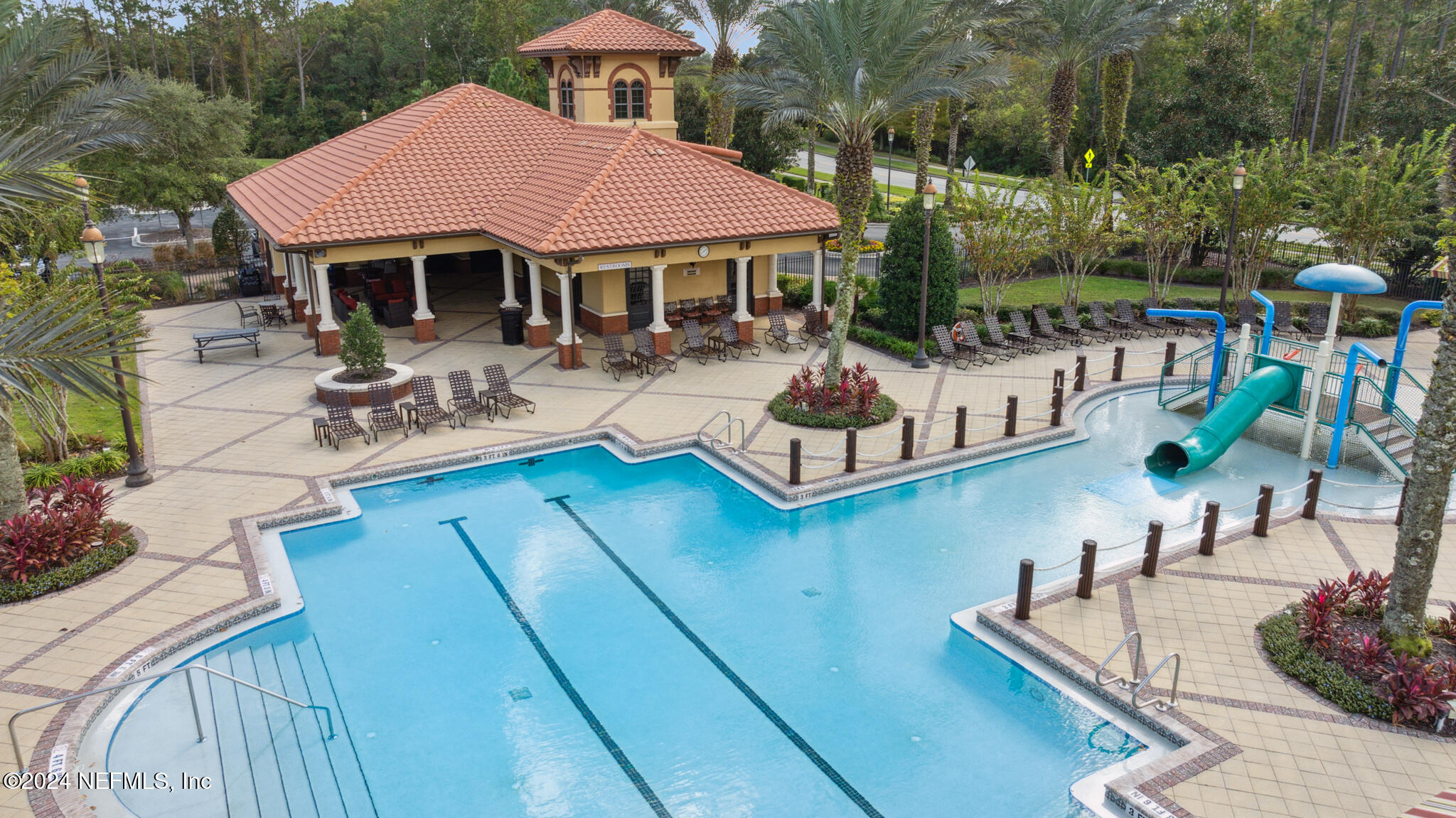 461 SERVIA Drive