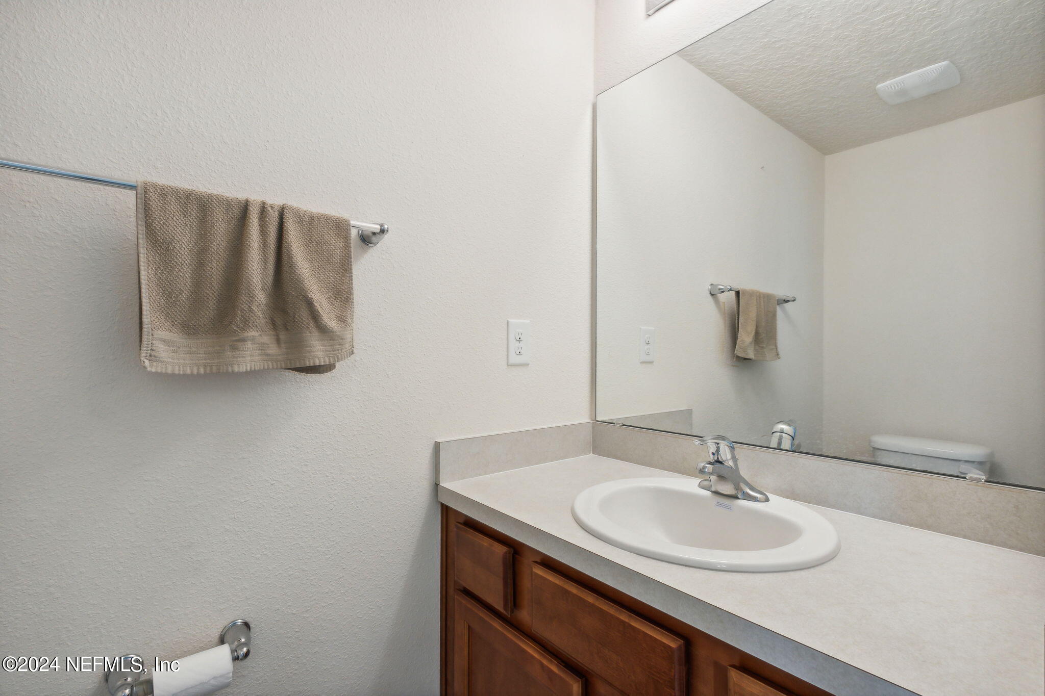 461 SERVIA Drive