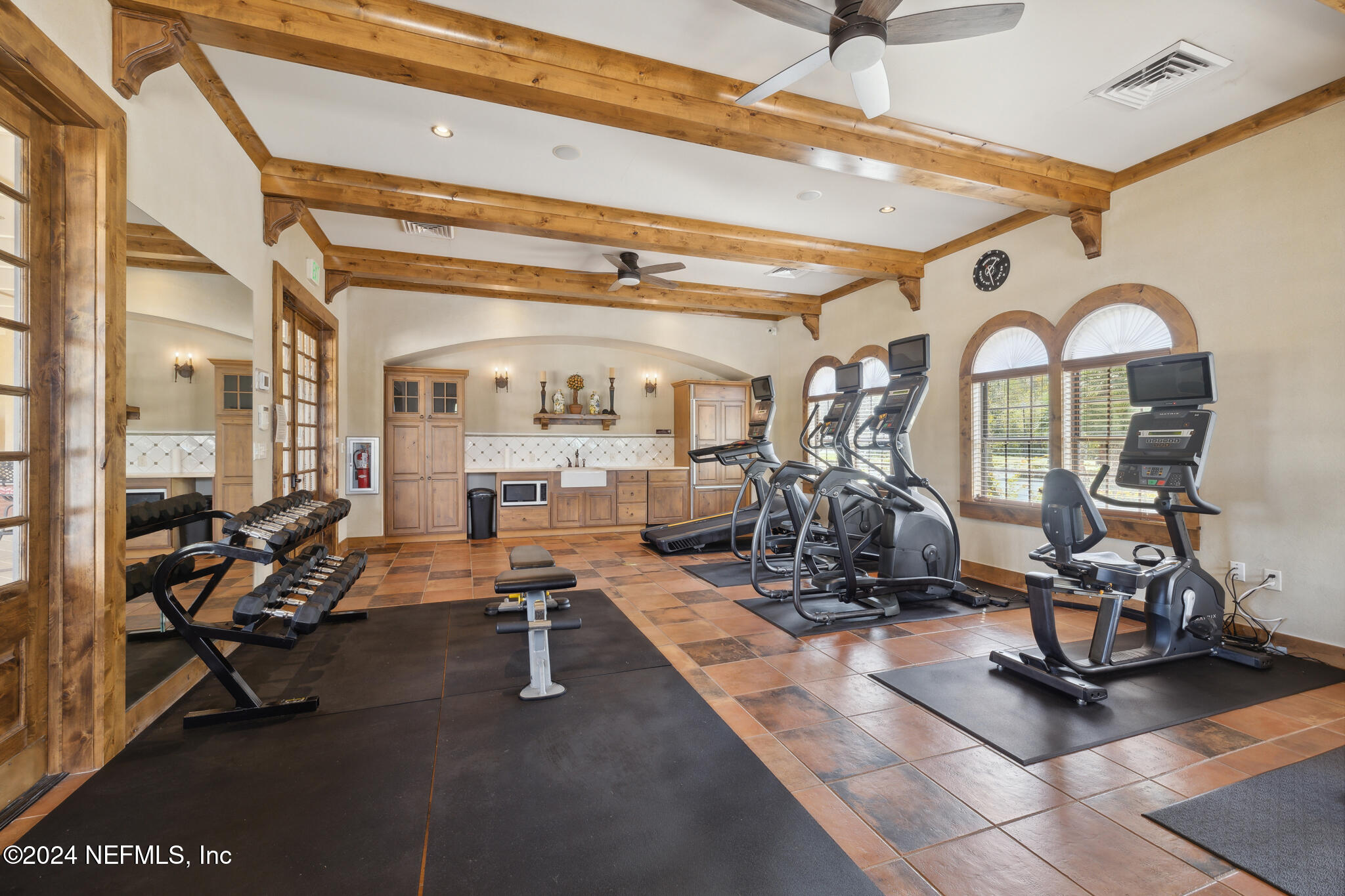 461 SERVIA Drive