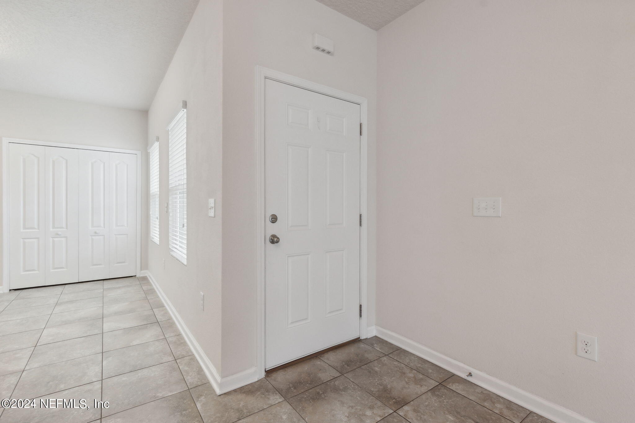 461 SERVIA Drive