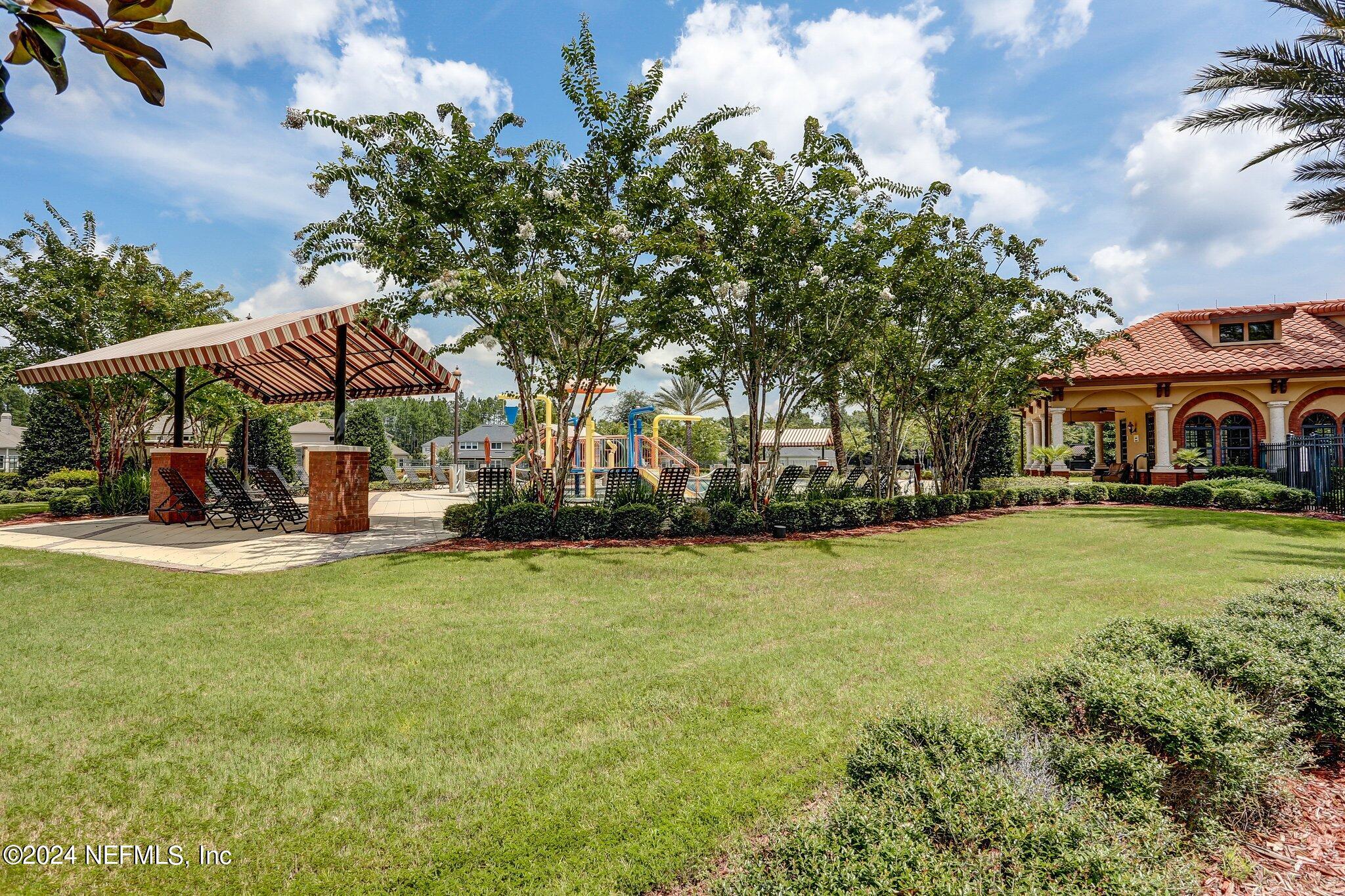 461 SERVIA Drive