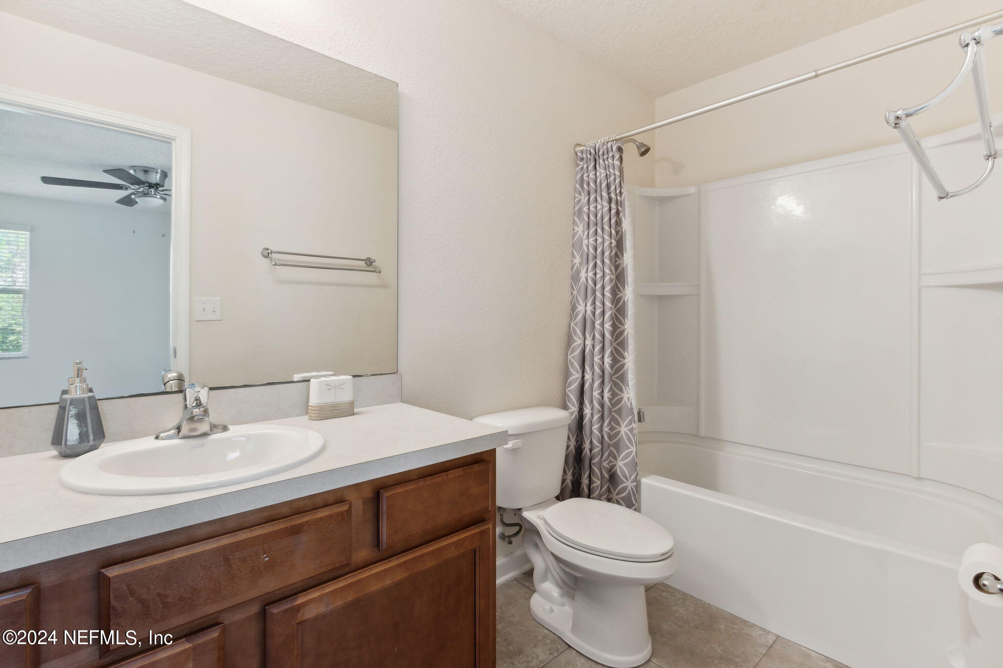 461 SERVIA Drive