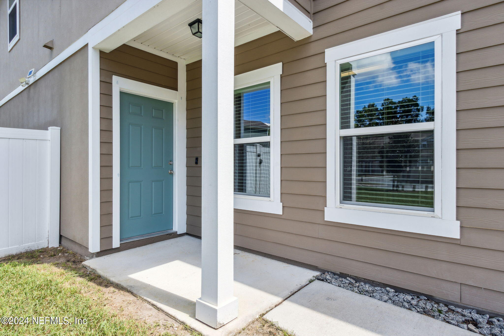 461 SERVIA Drive