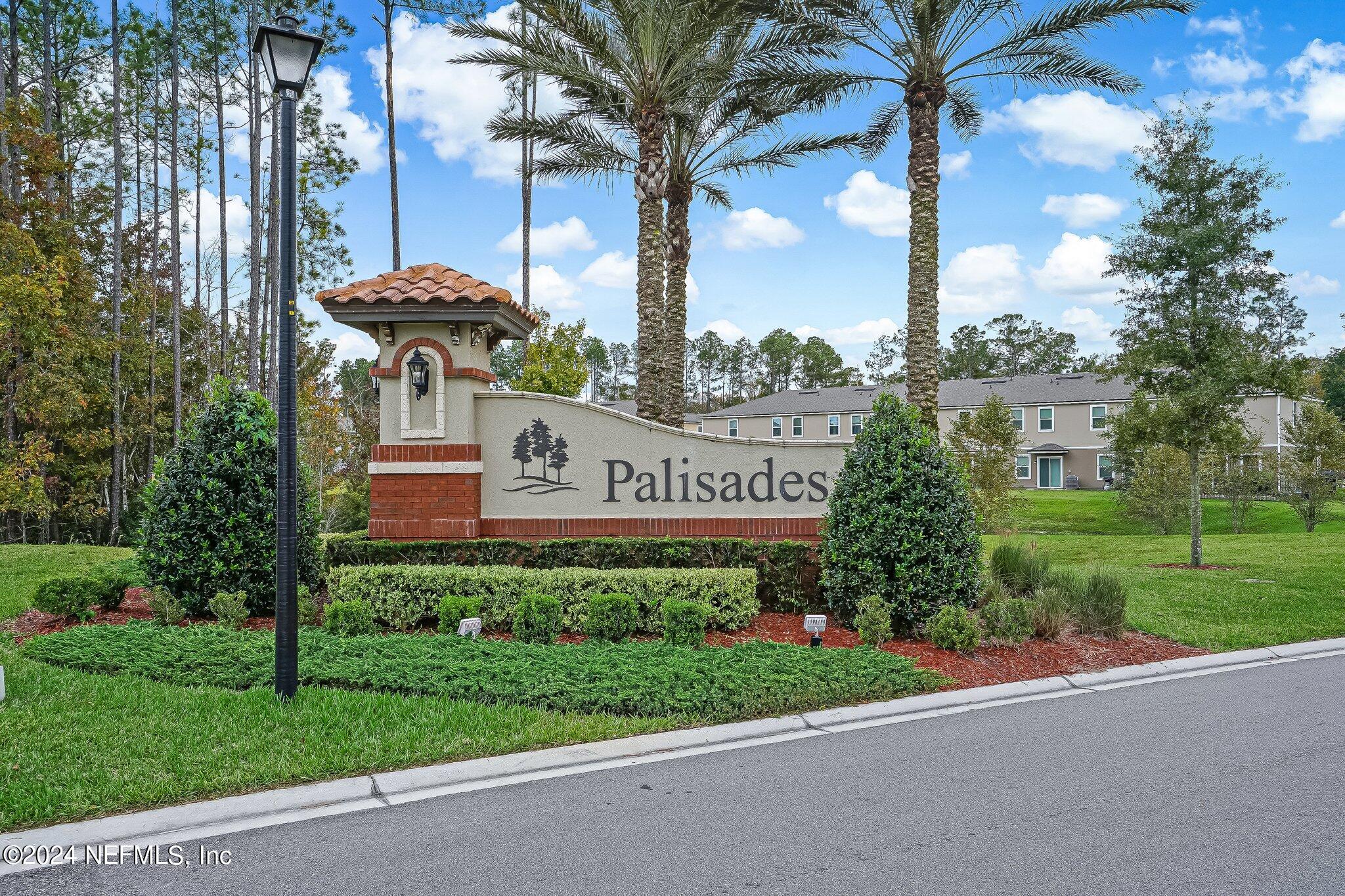 461 SERVIA Drive