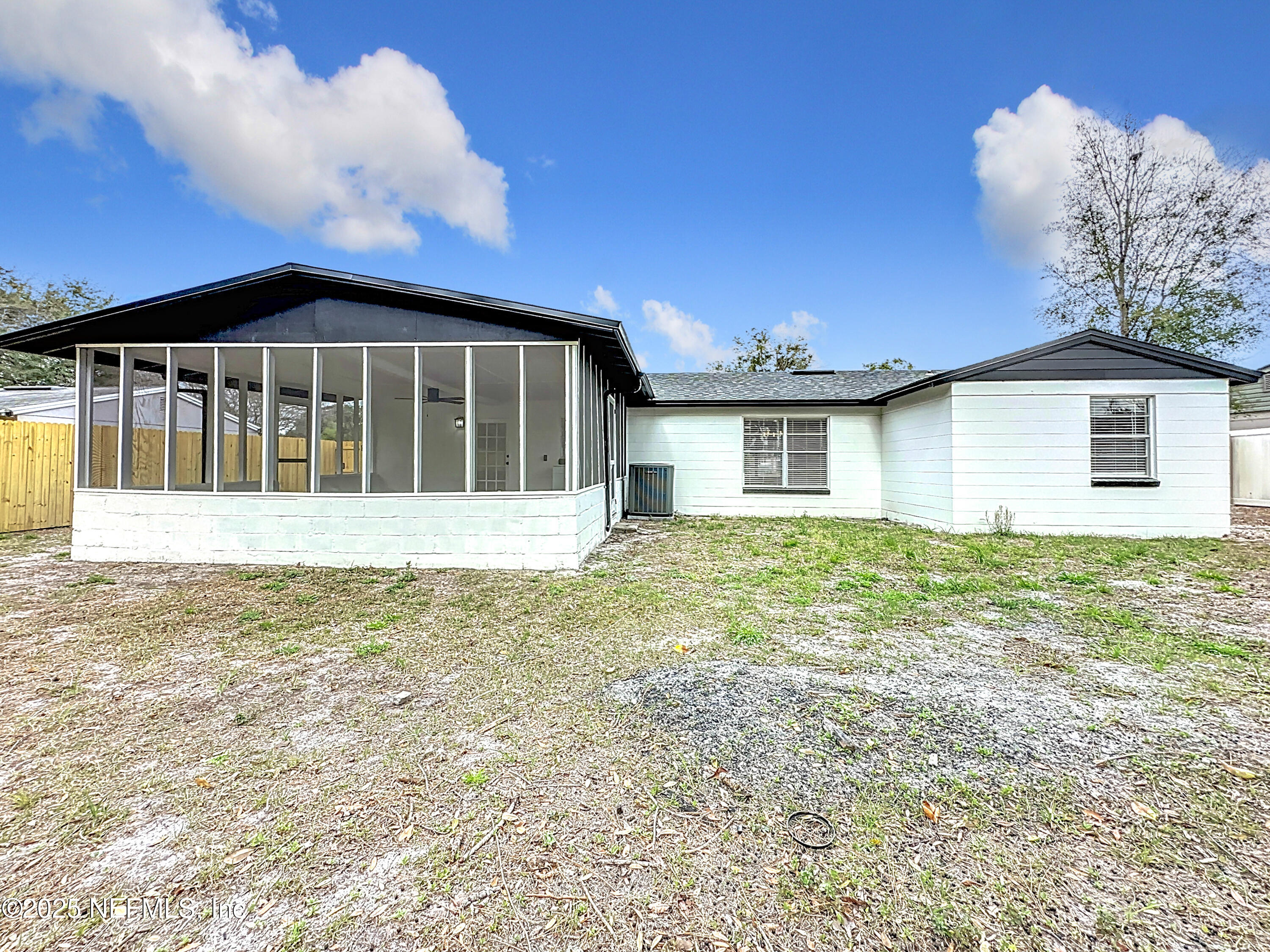 8140 JEANWOOD Drive