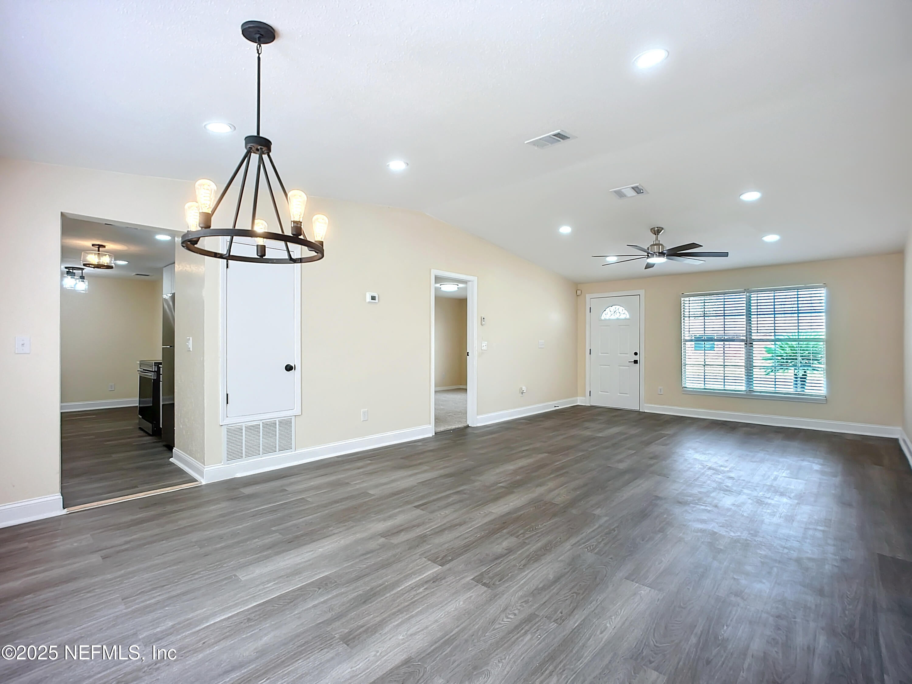 8140 JEANWOOD Drive