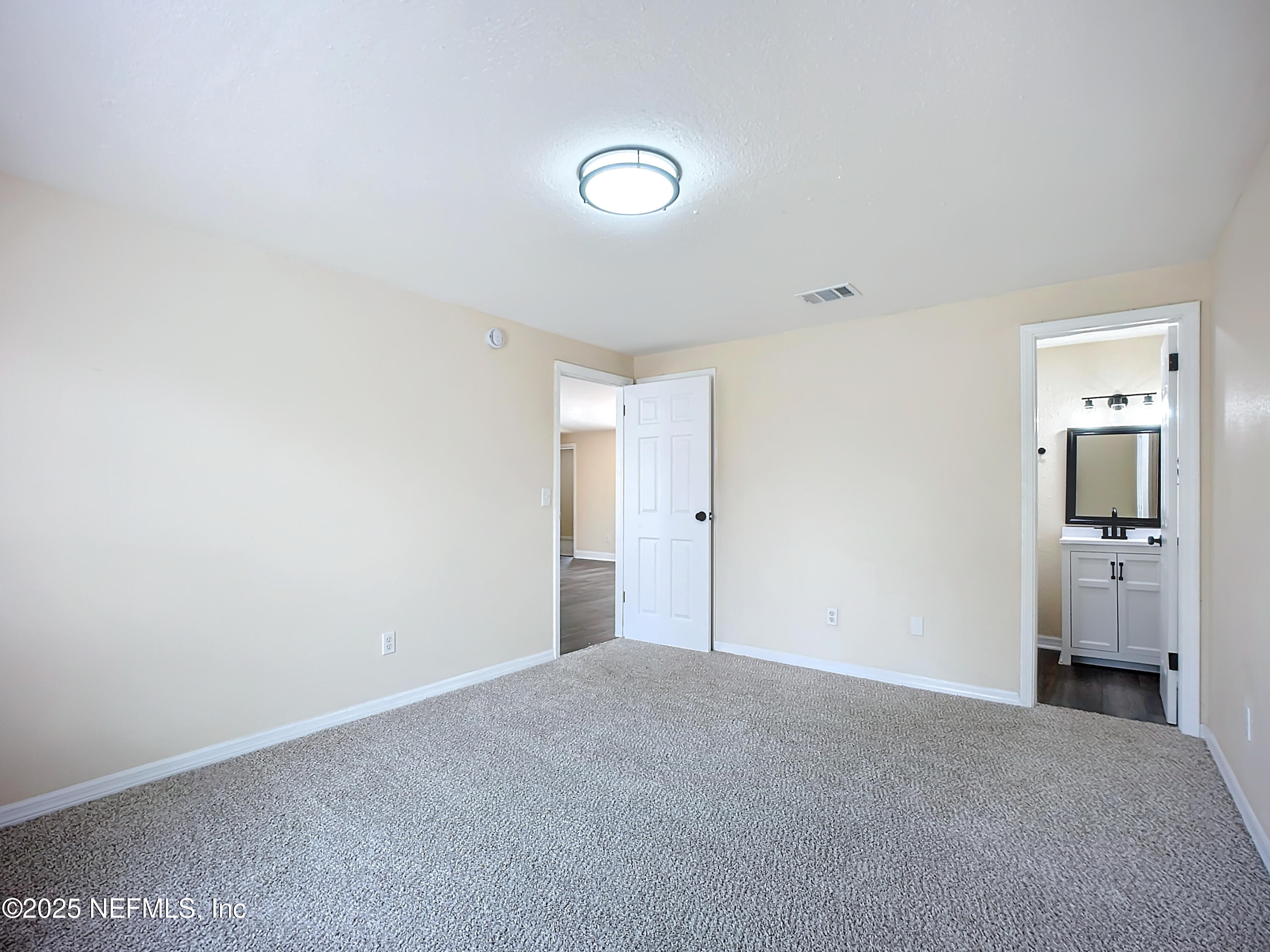 8140 JEANWOOD Drive