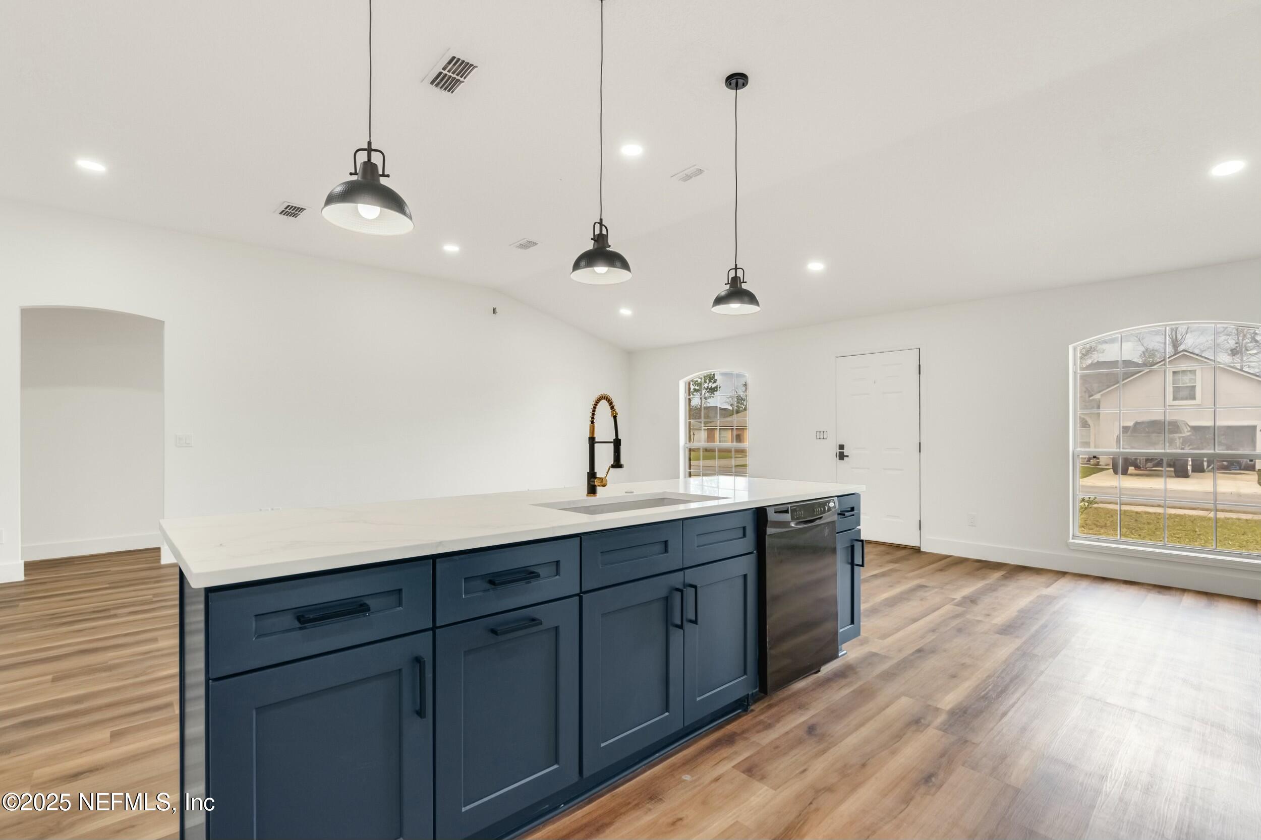 3246 AVALON Drive
