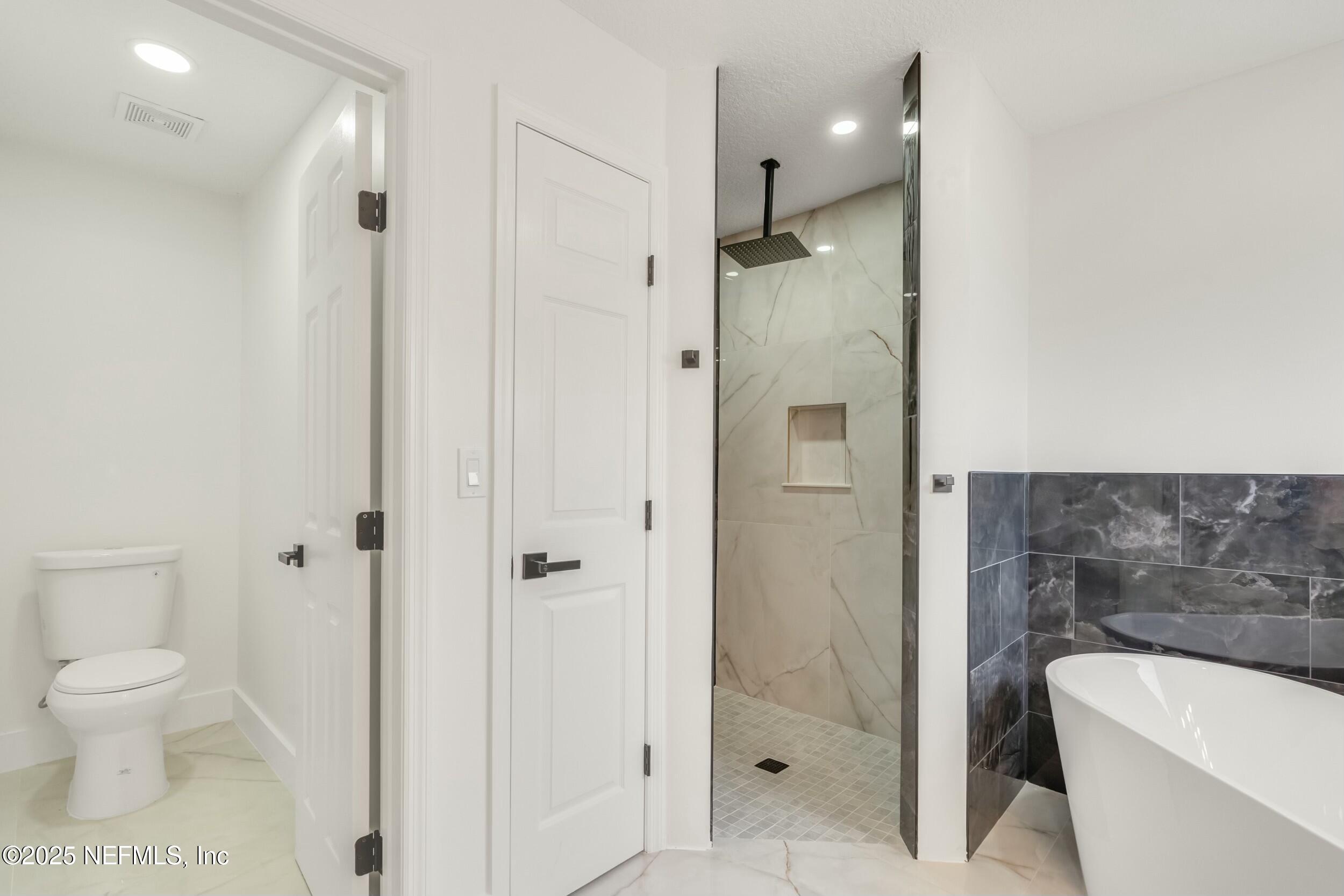 3246 AVALON Drive