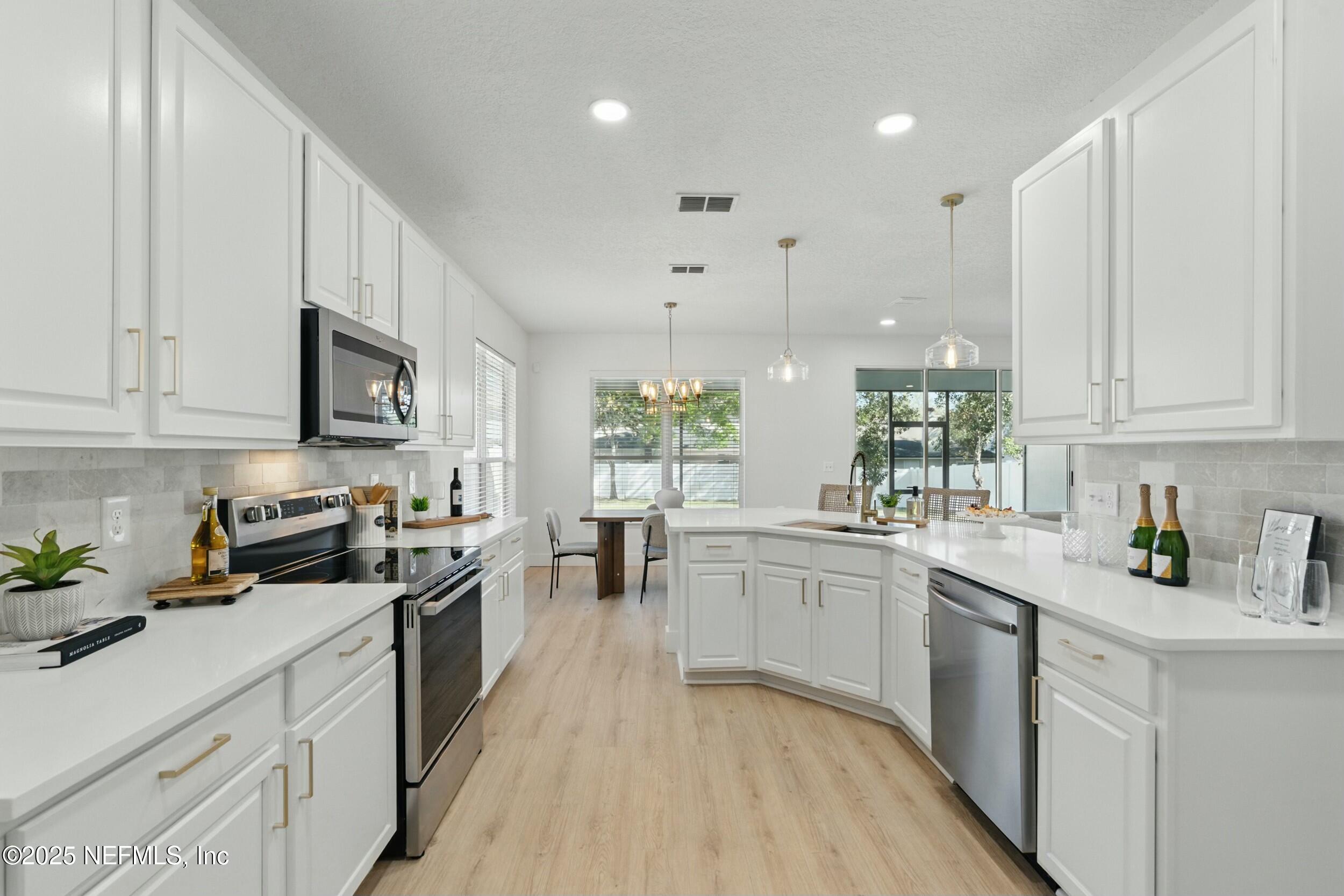 3852 WESTRIDGE Drive