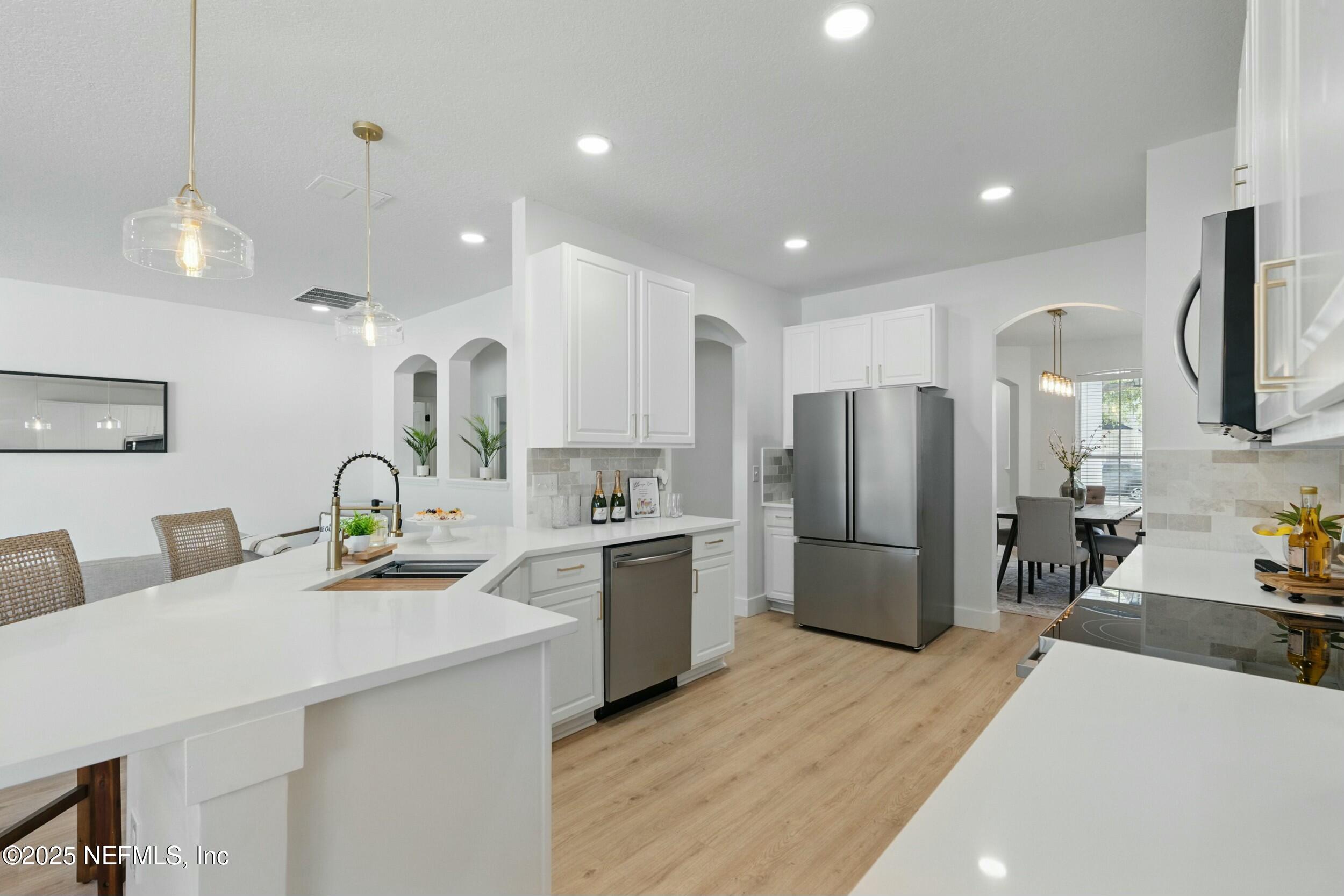 3852 WESTRIDGE Drive