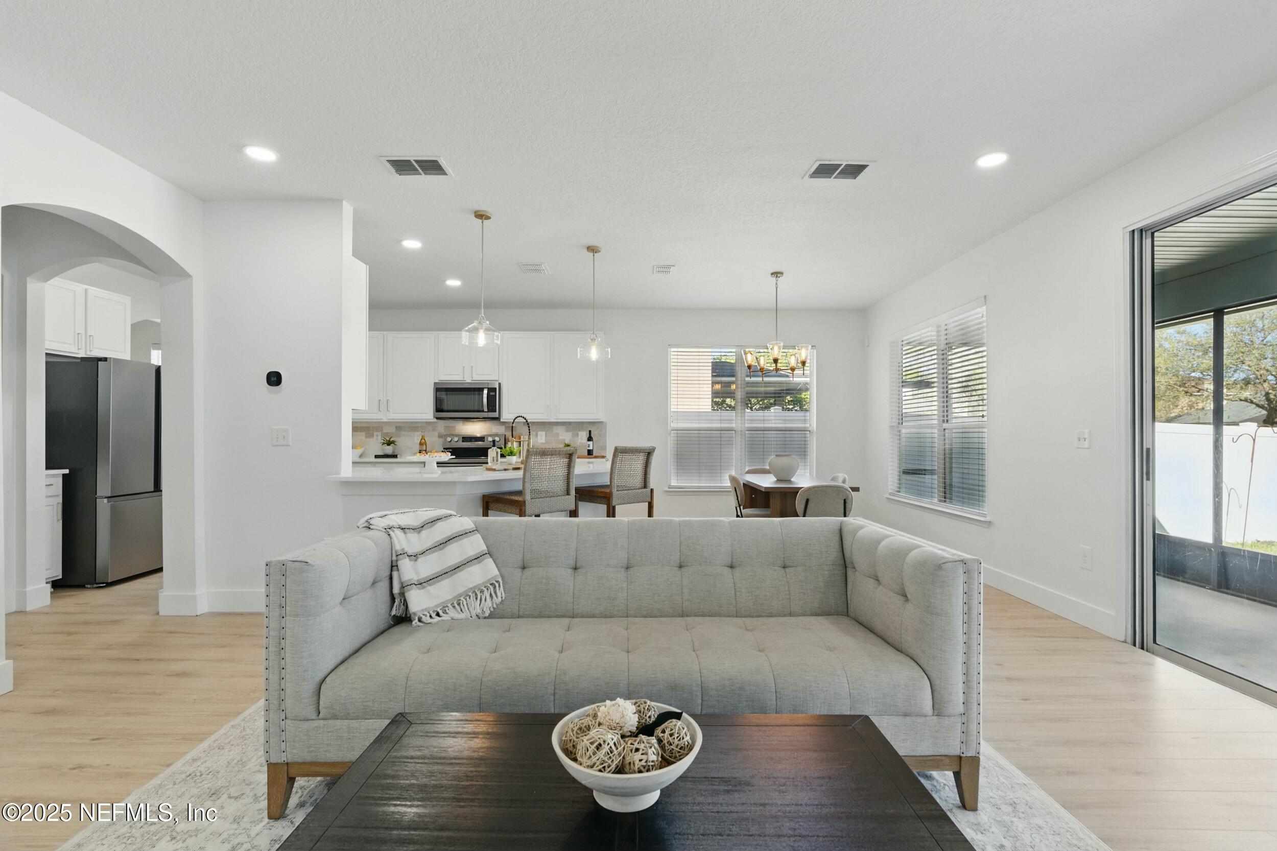 3852 WESTRIDGE Drive