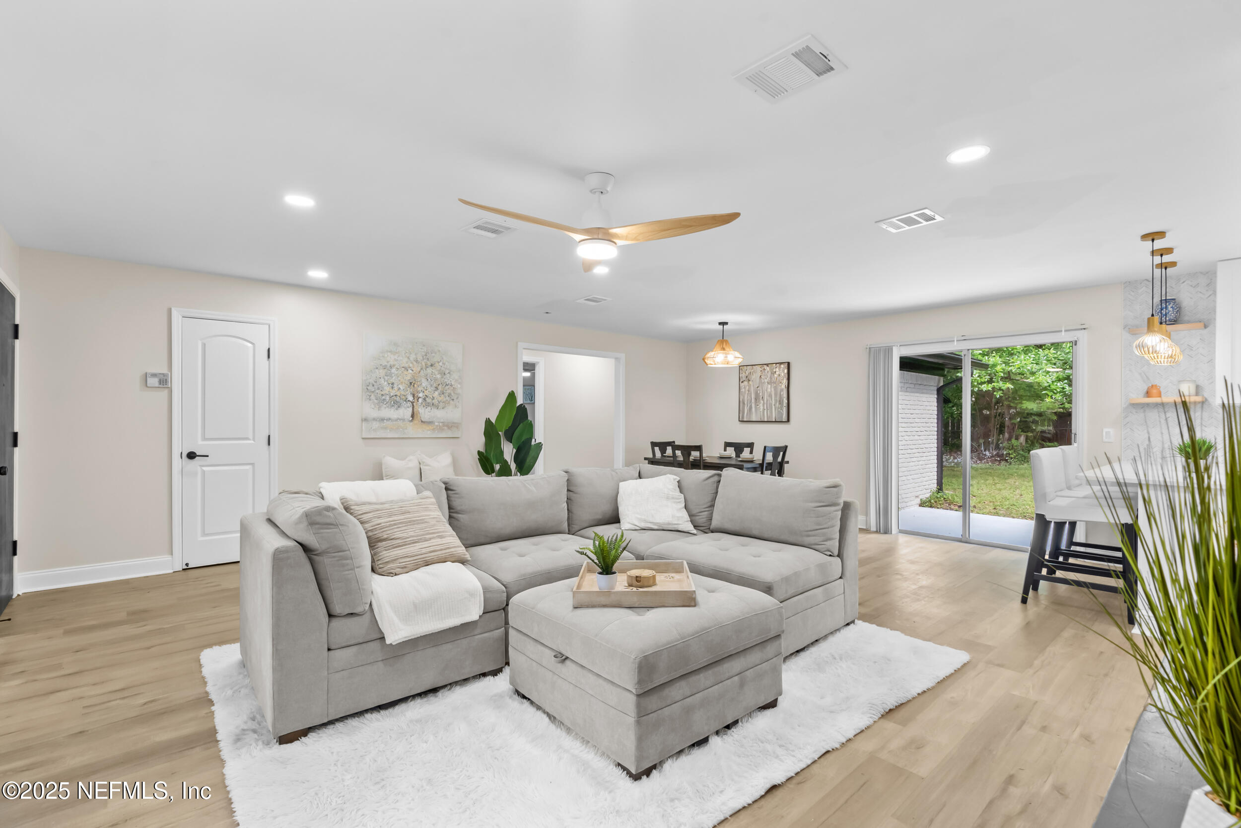 5151 BROMPTON Court