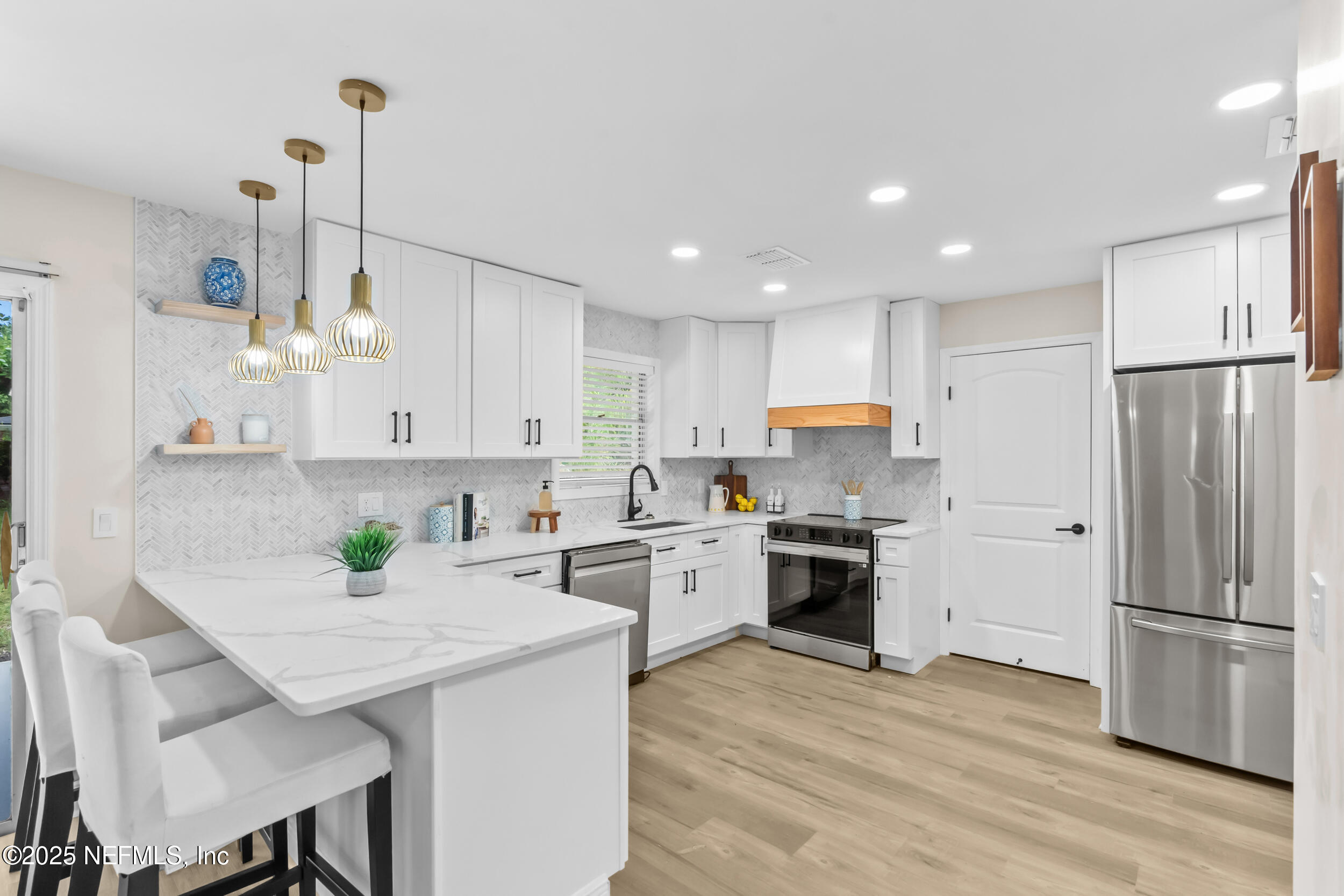 5151 BROMPTON Court