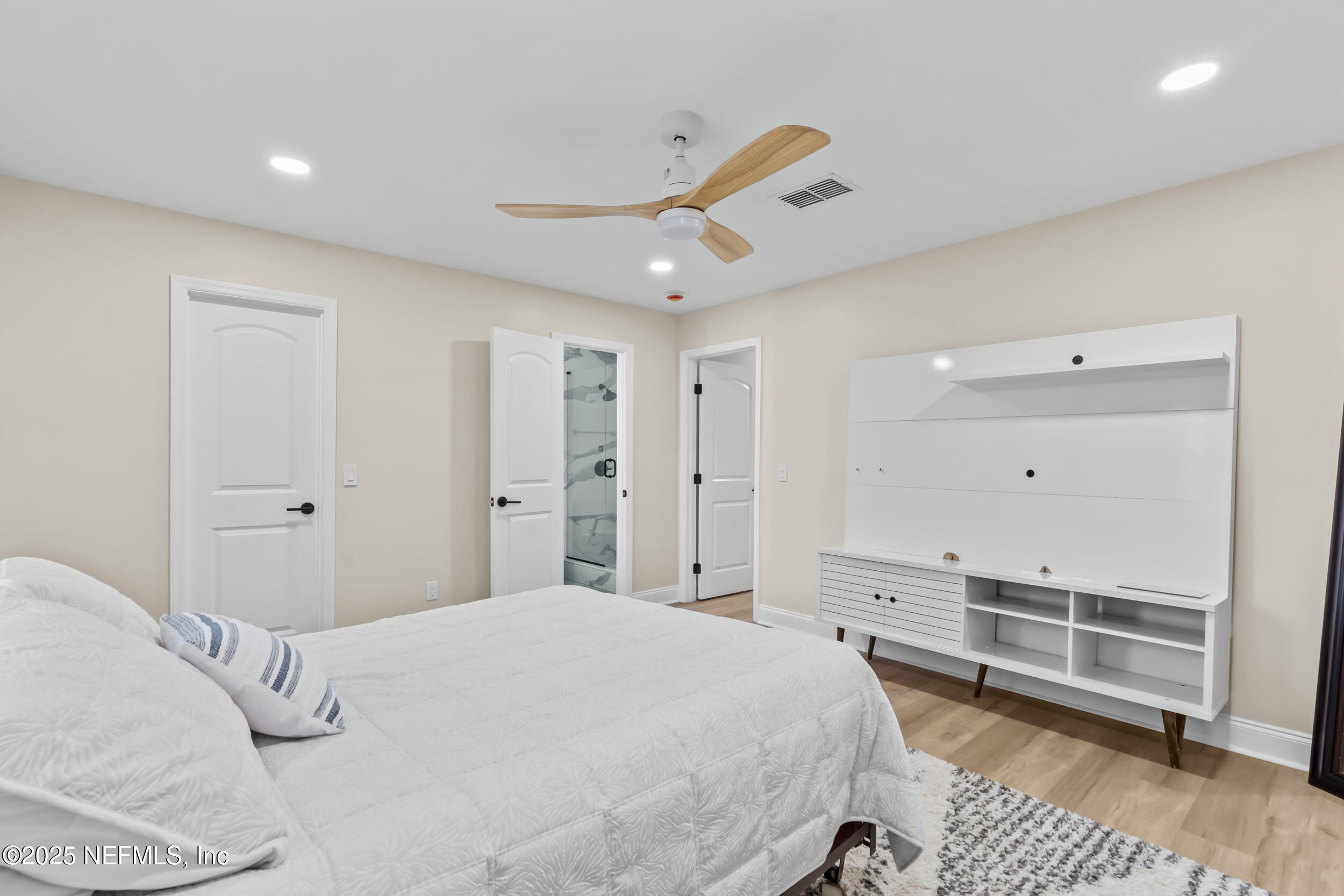5151 BROMPTON Court