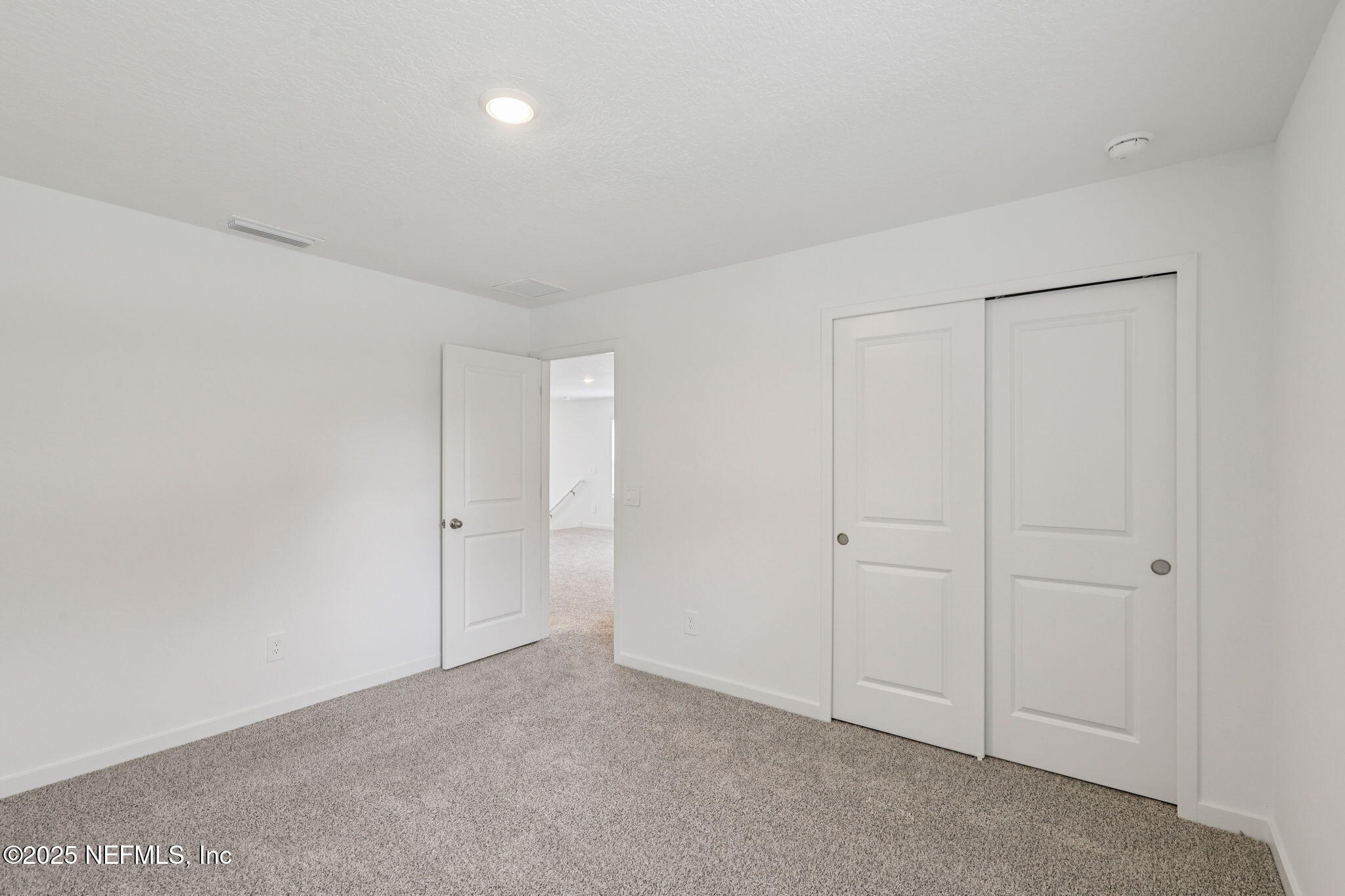7351 QUEENSGATE Circle