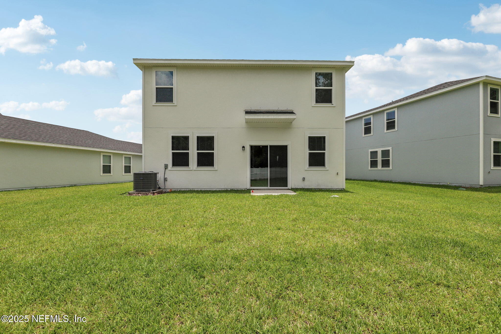 7351 QUEENSGATE Circle