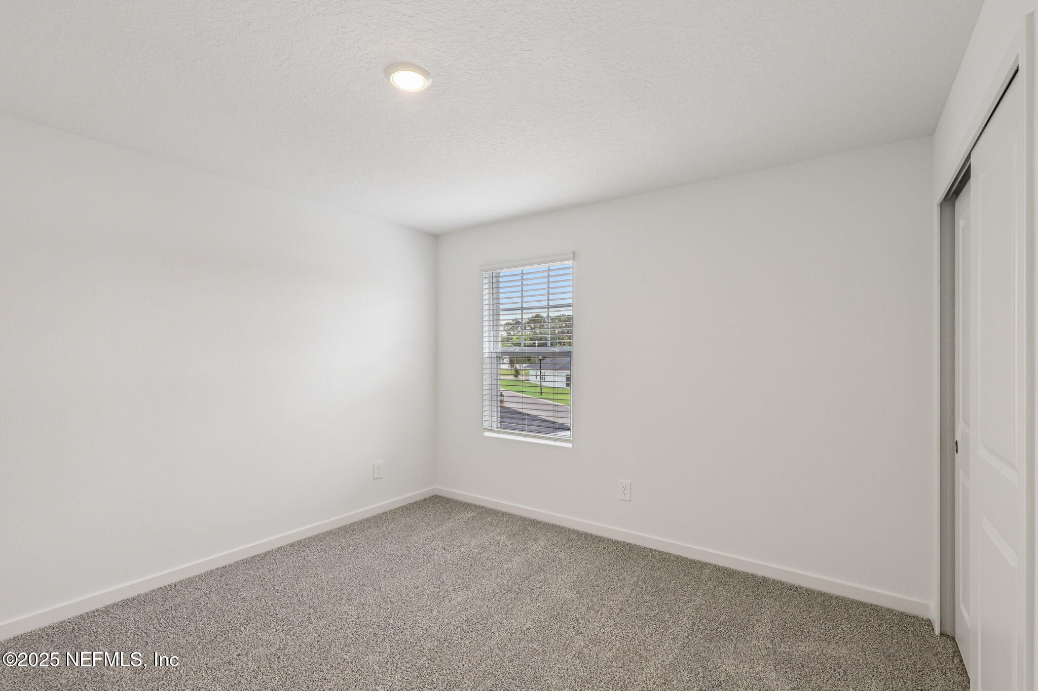 7351 QUEENSGATE Circle