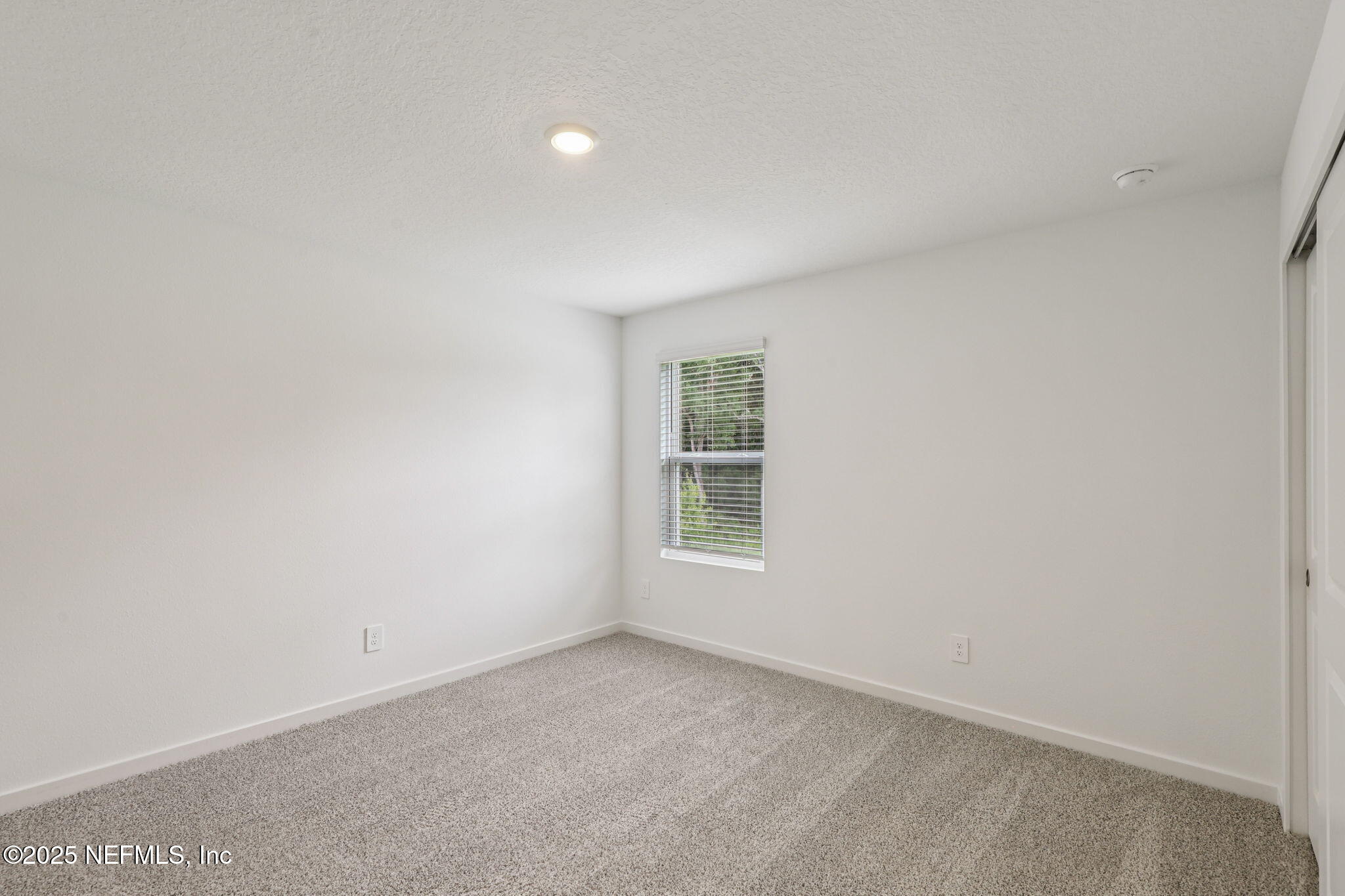 7351 QUEENSGATE Circle