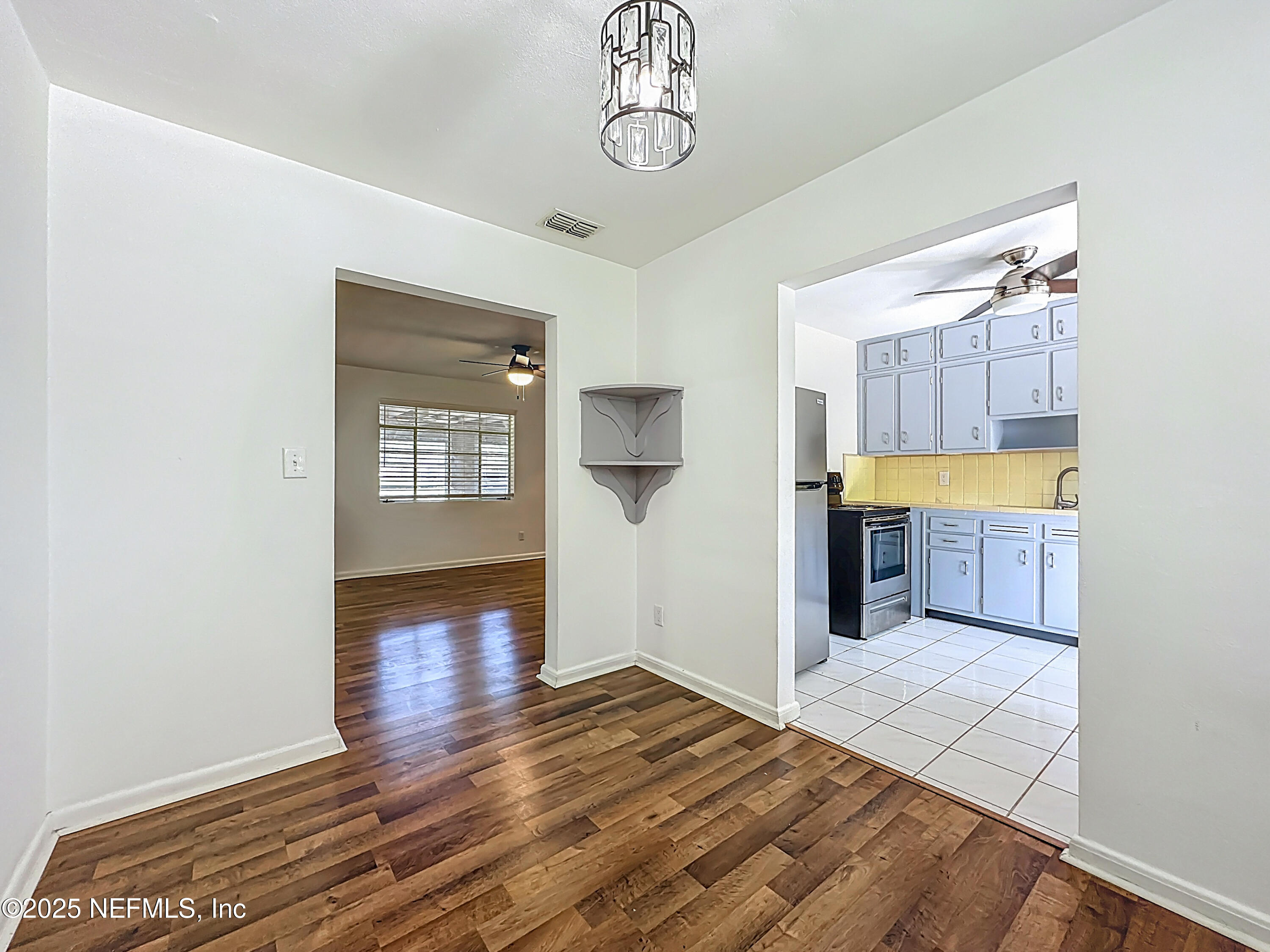 2254 LAKE LUCINA Drive