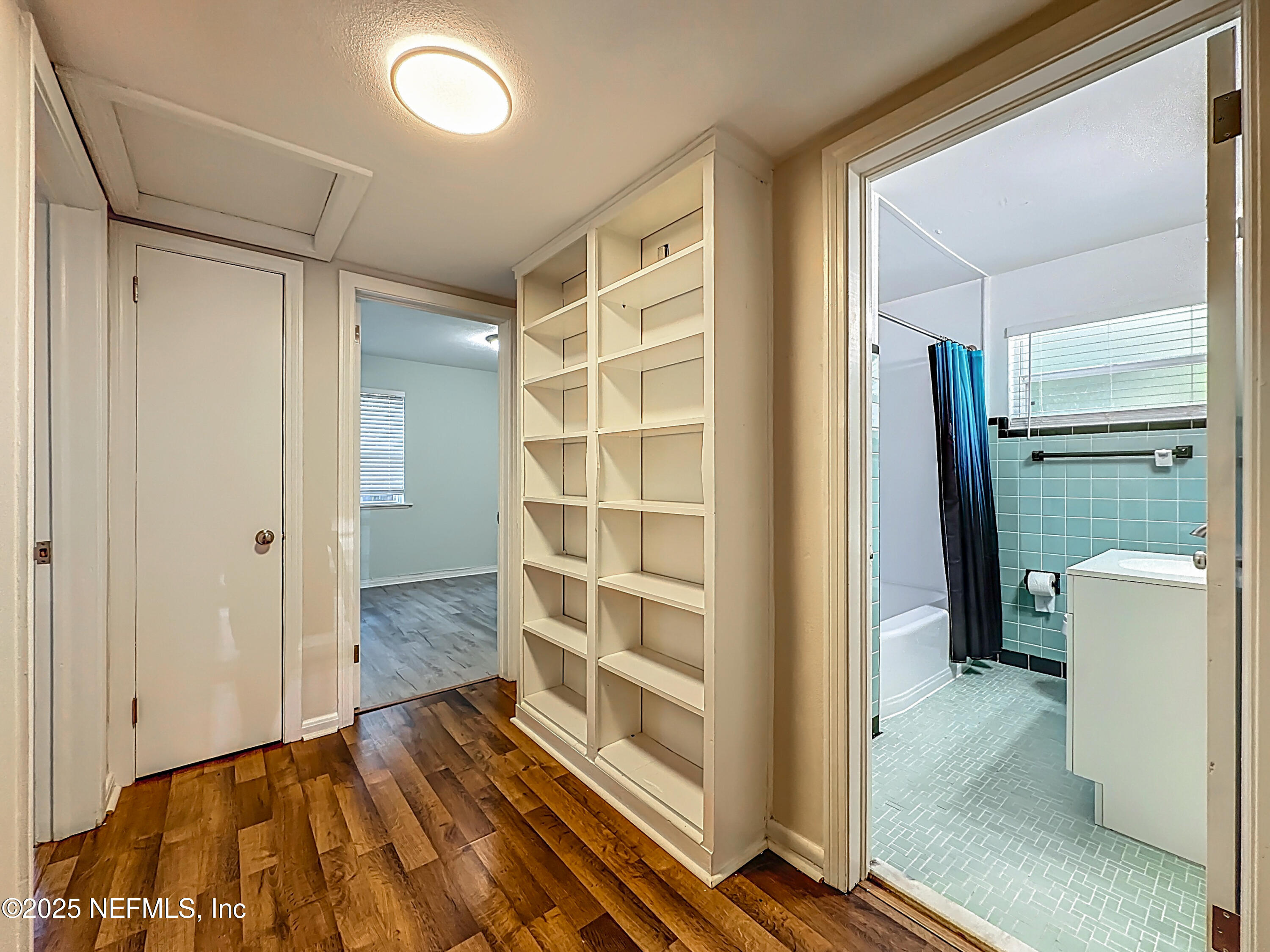 2254 LAKE LUCINA Drive