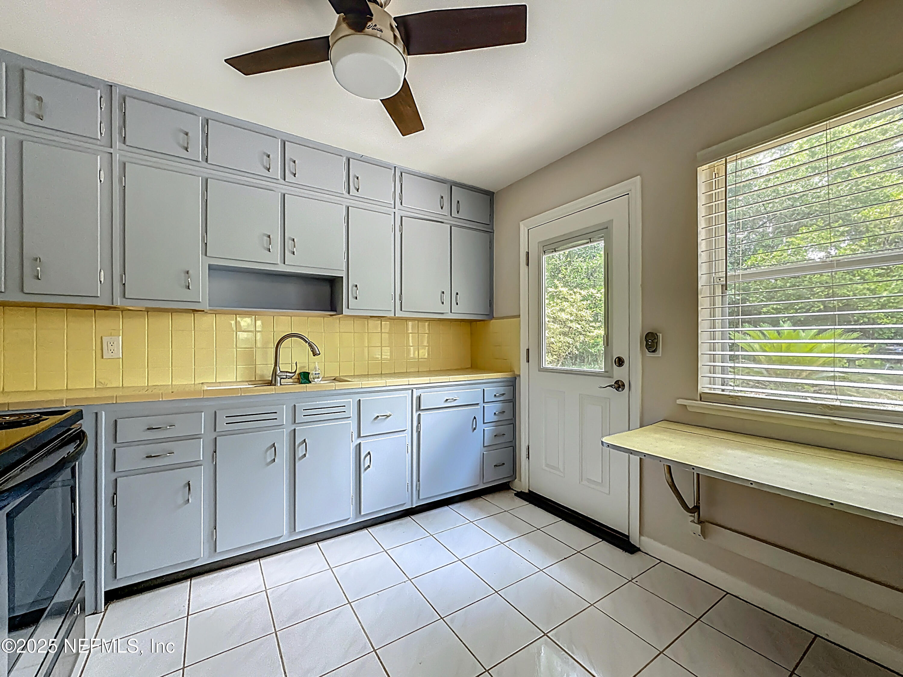 2254 LAKE LUCINA Drive