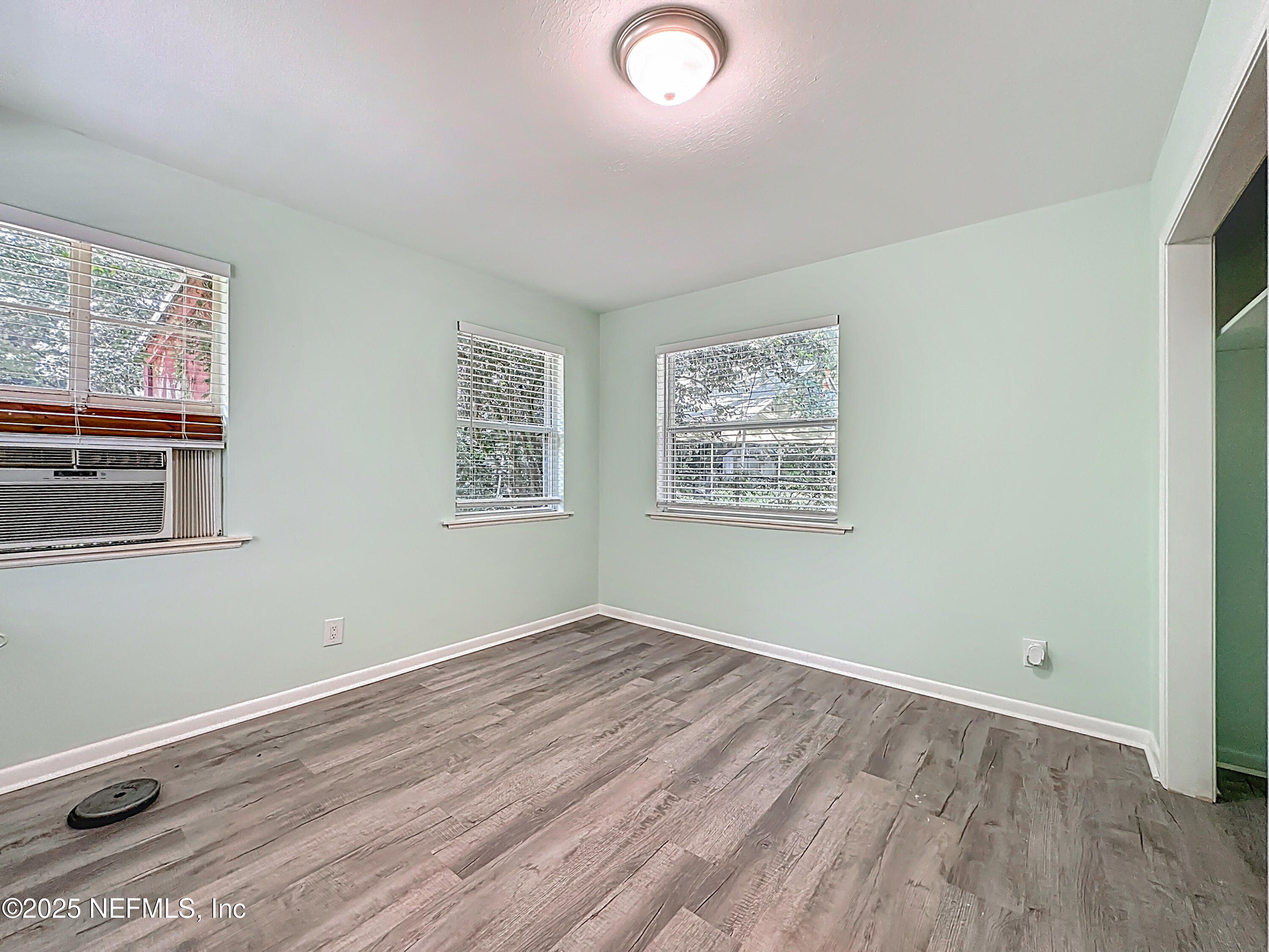2254 LAKE LUCINA Drive