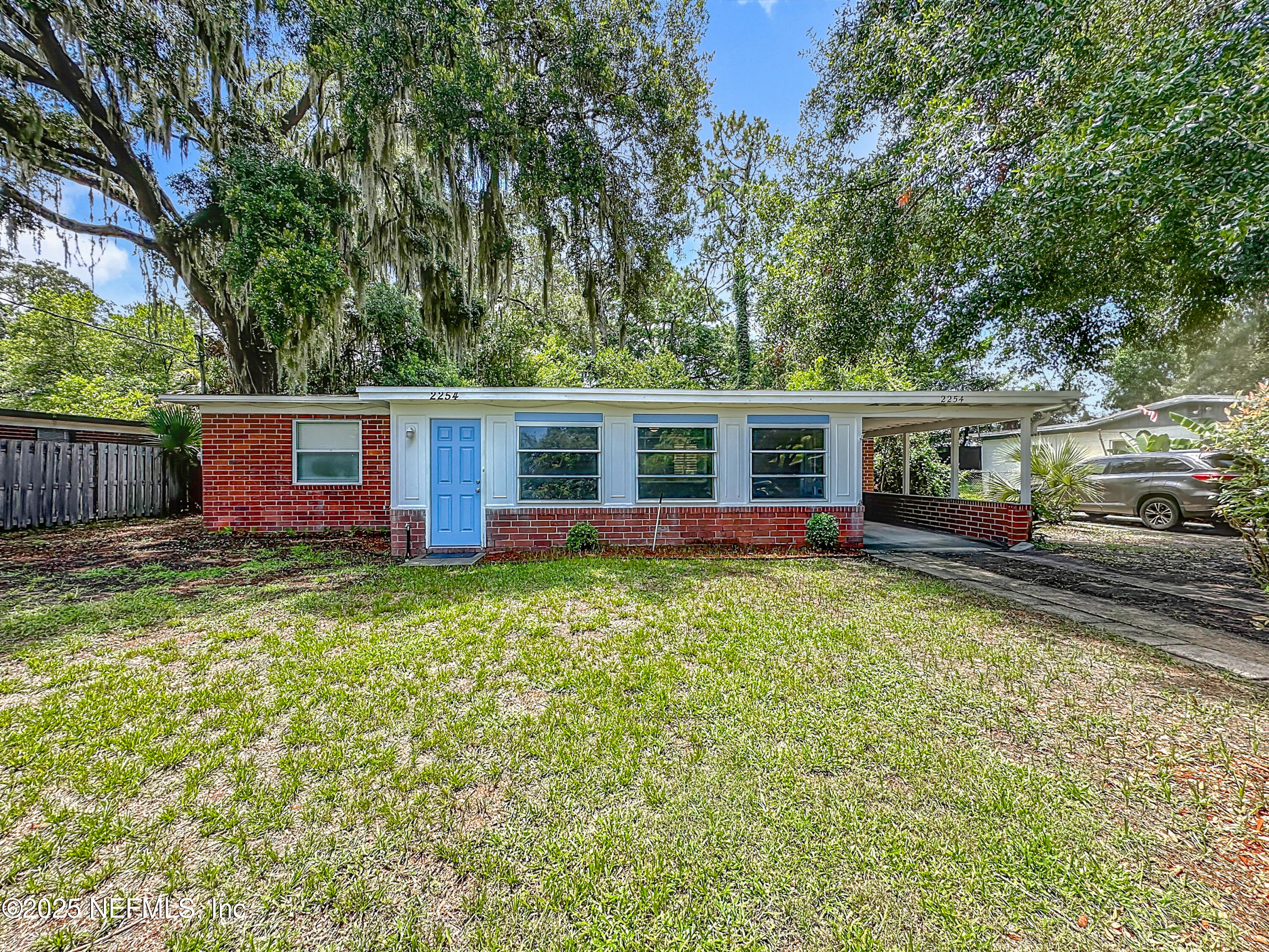 2254 LAKE LUCINA Drive