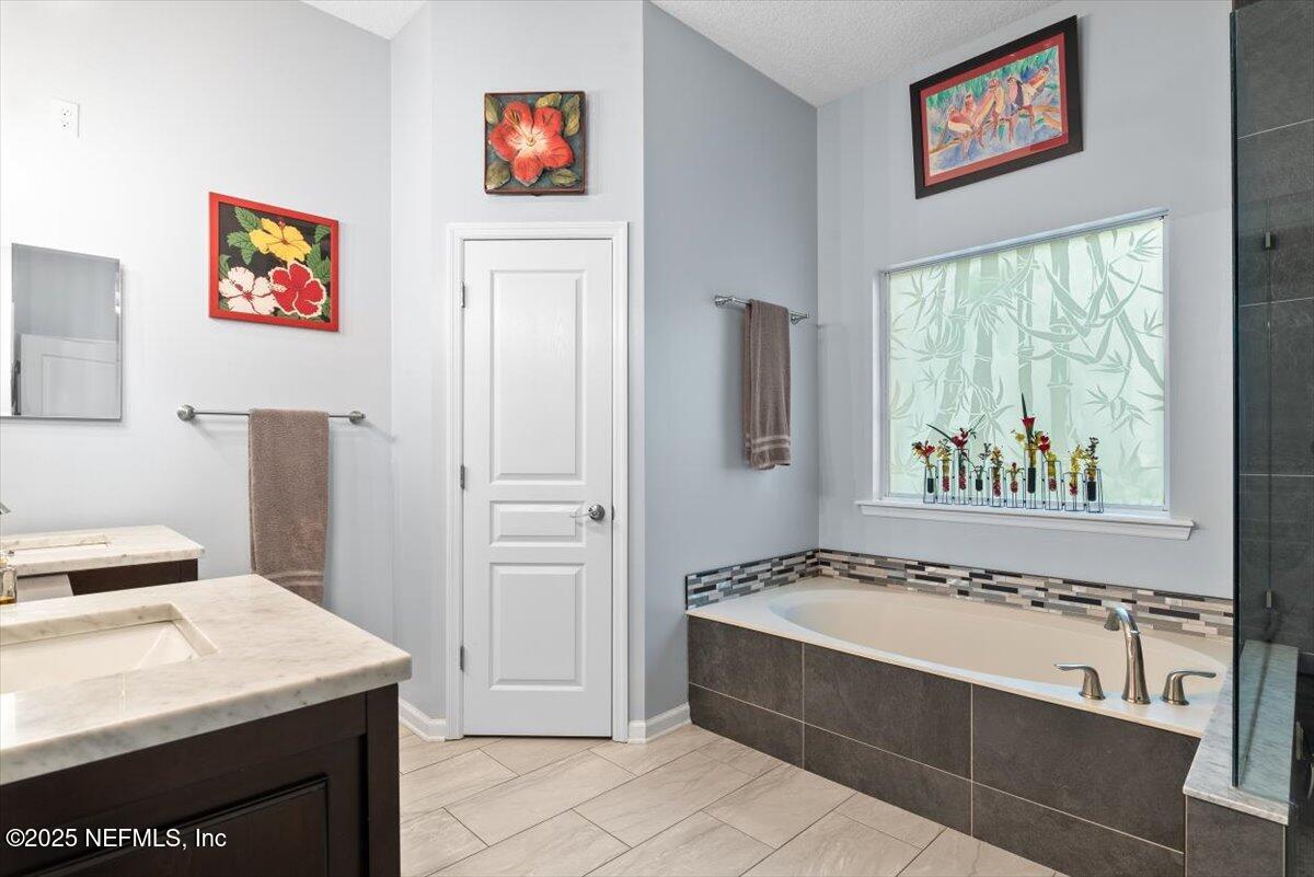 1718 PEPPER STONE Court, St. Augustine